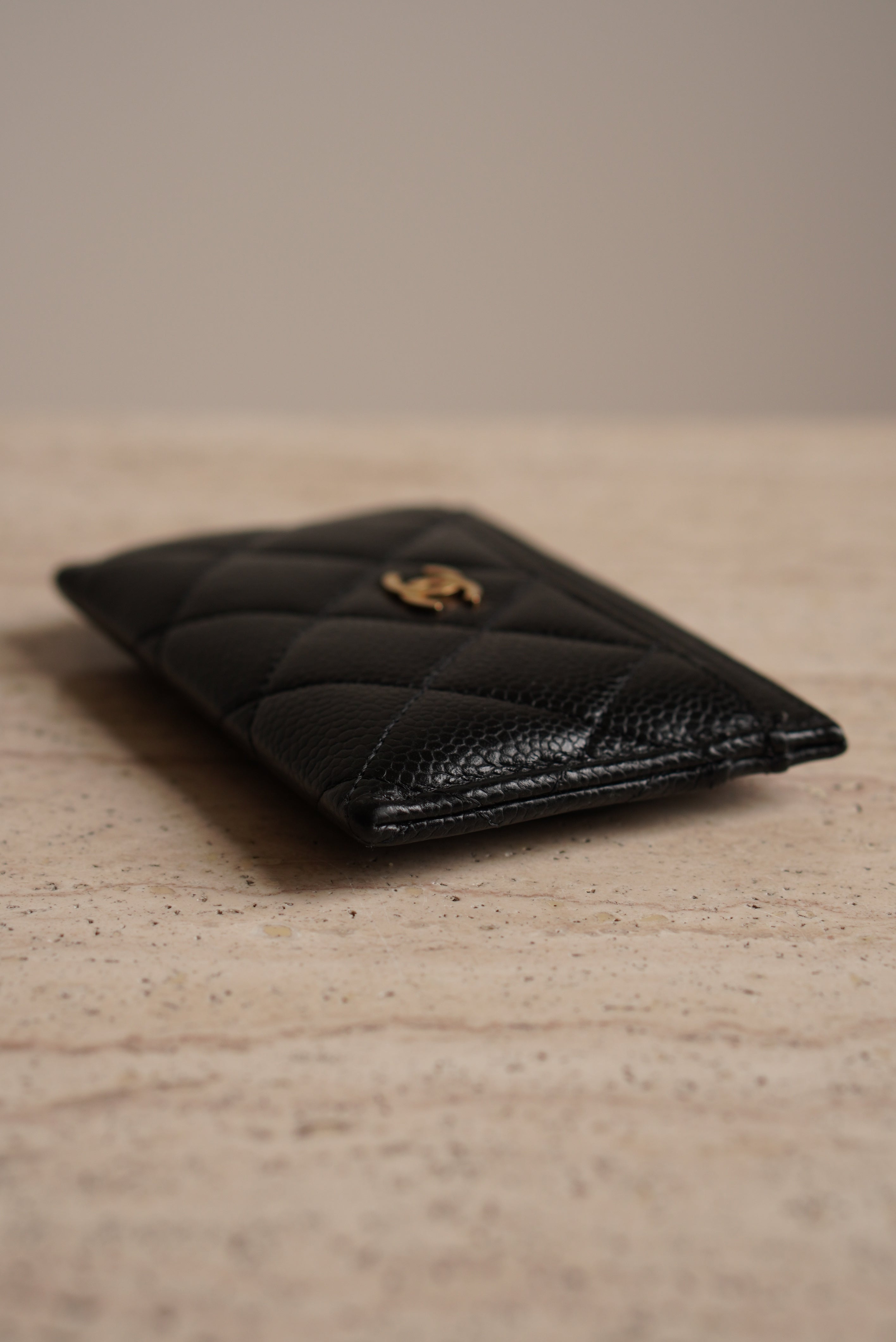 CHANEL CLASSIC CARD HOLDER | BLACK