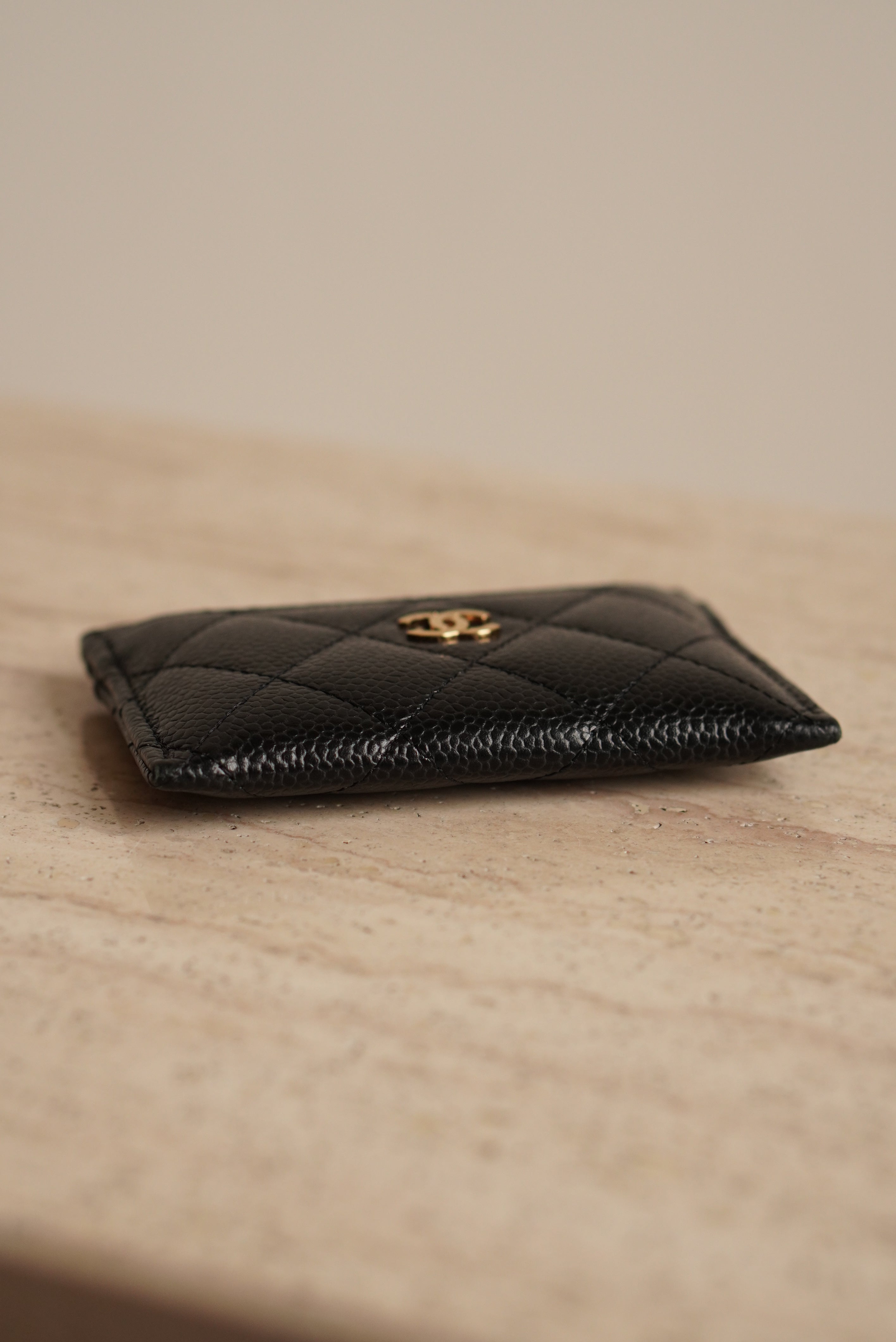CHANEL CLASSIC CARD HOLDER | BLACK