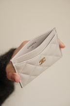 CHANEL CLASSIC CARD HOLDER | LIGHT GREY