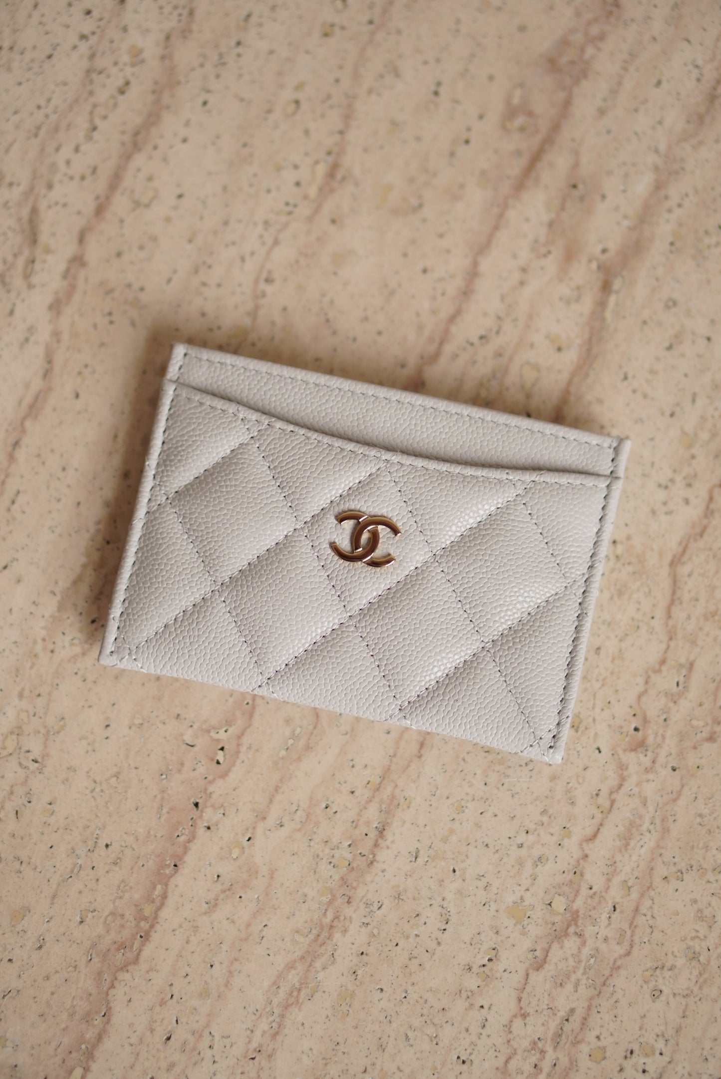 CHANEL CARD HOLDER | LIGHT GREY
