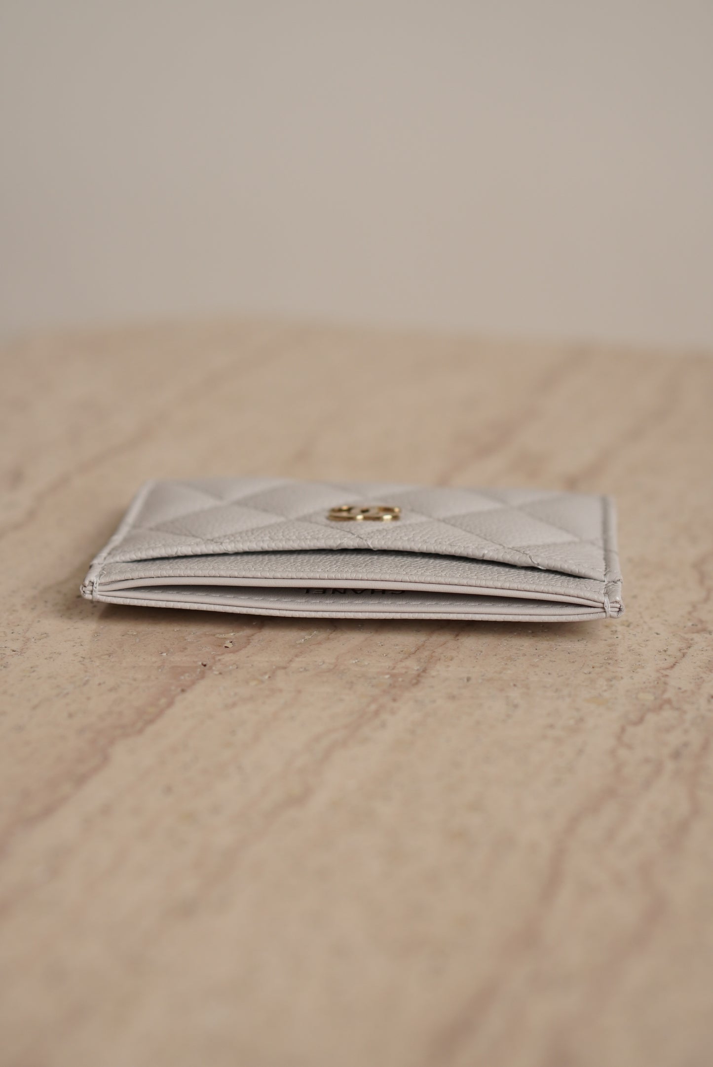 CHANEL CARD HOLDER | LIGHT GREY