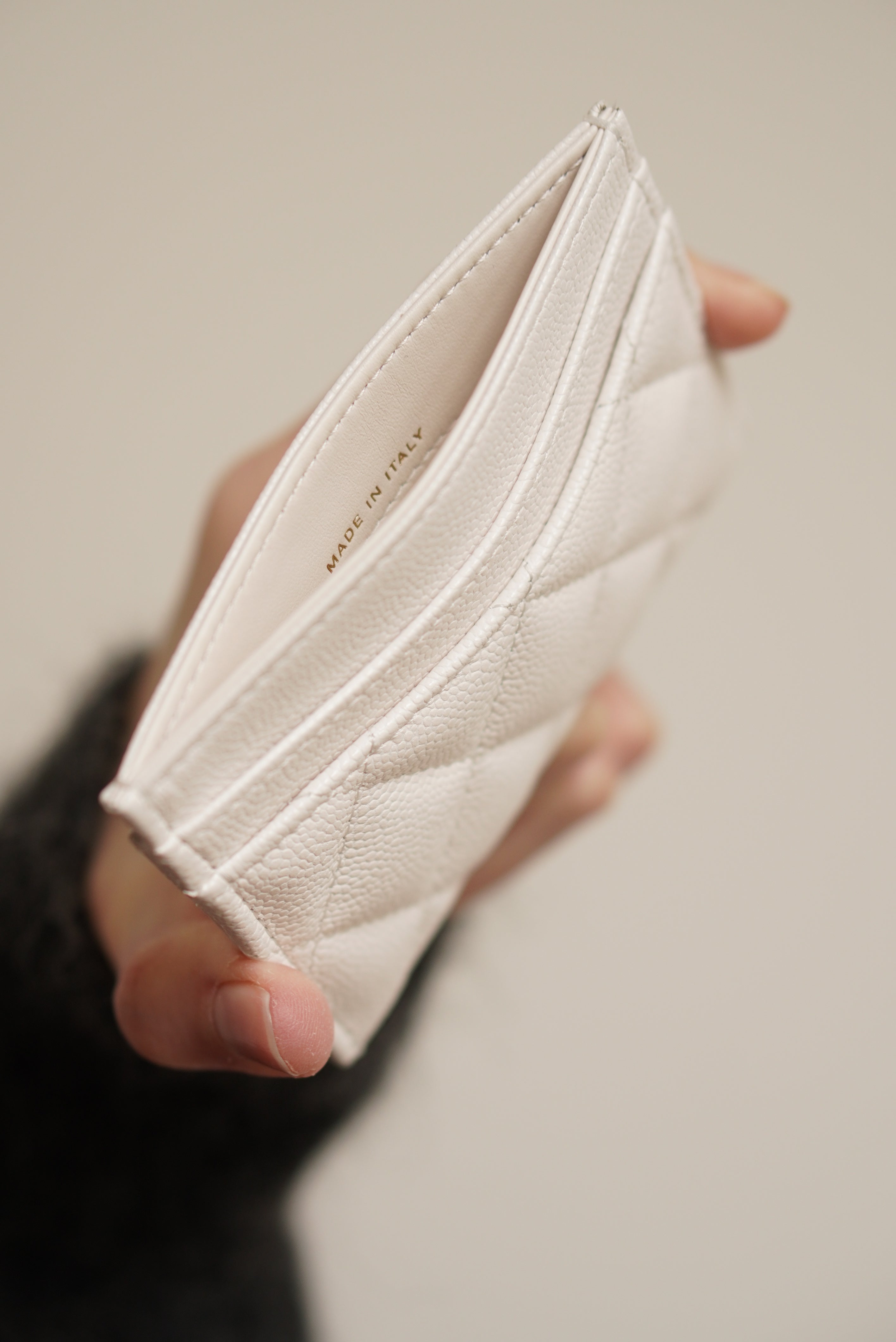 CHANEL CLASSIC CARD HOLDER | WHITE