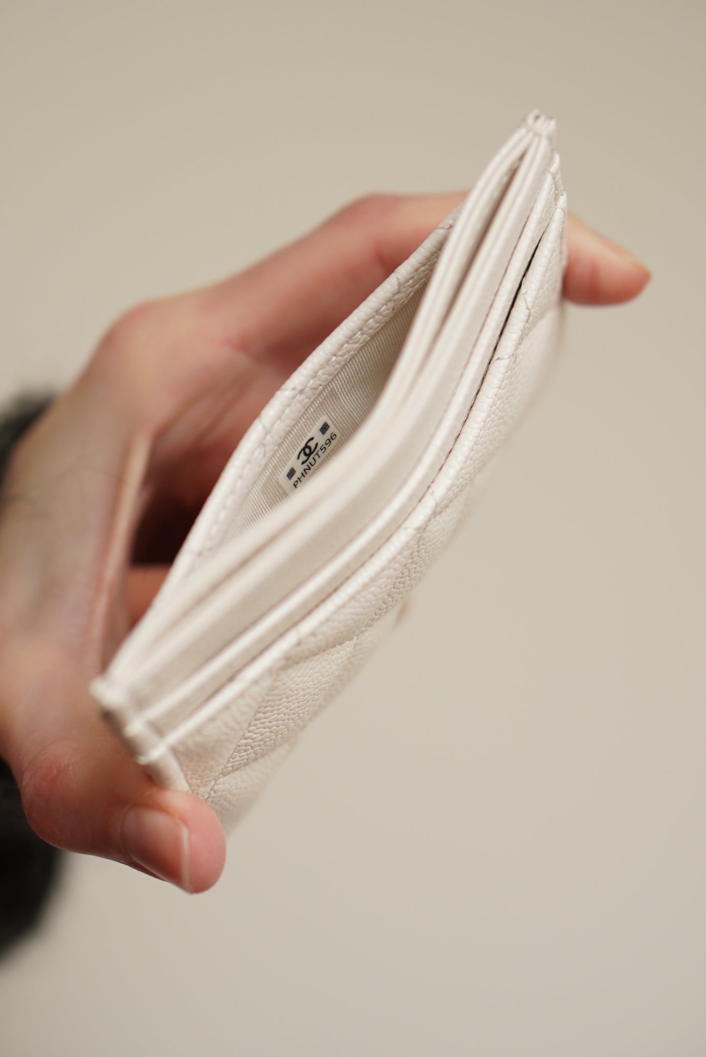 CHANEL CARD HOLDER | WHITE