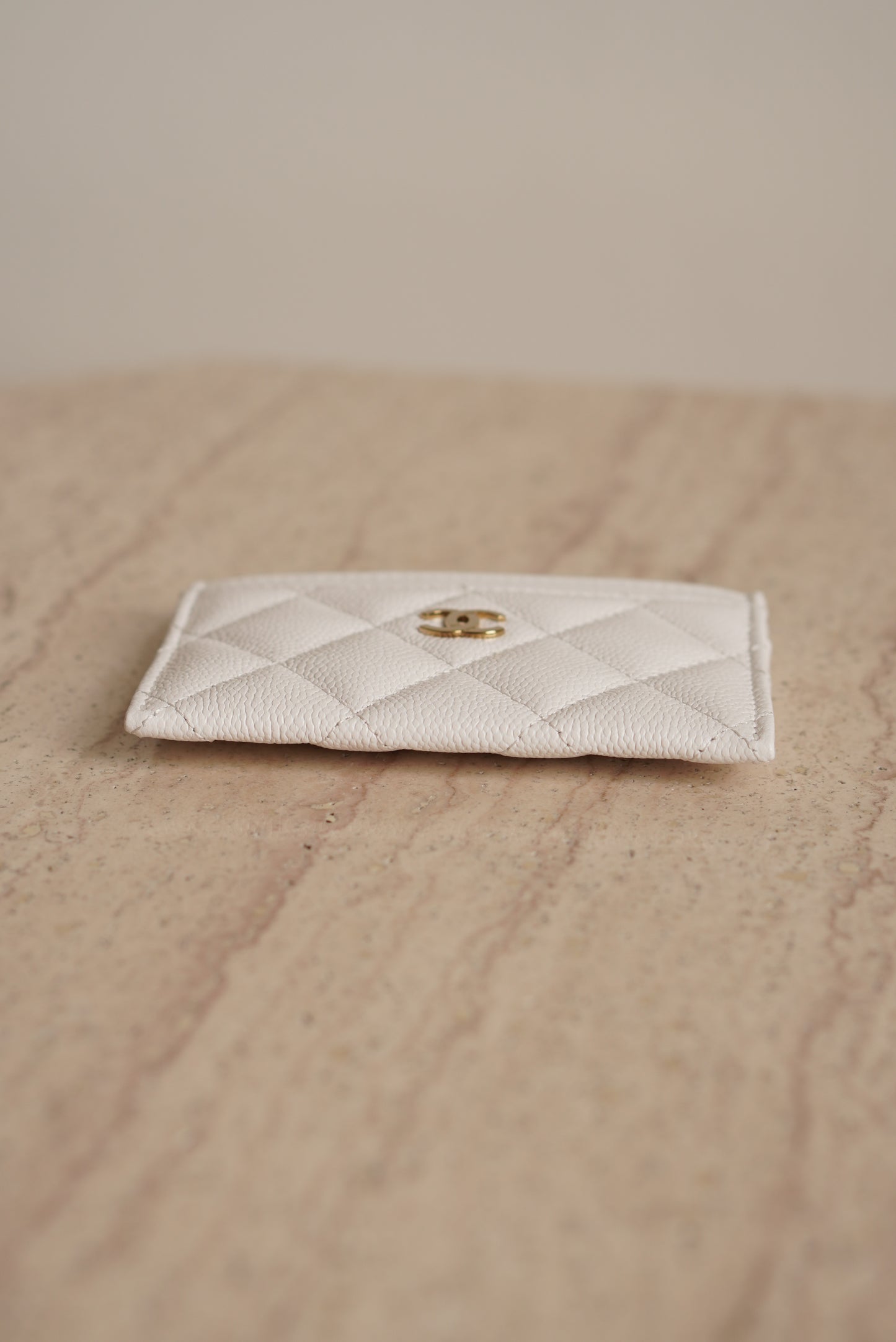 CHANEL CARD HOLDER | WHITE