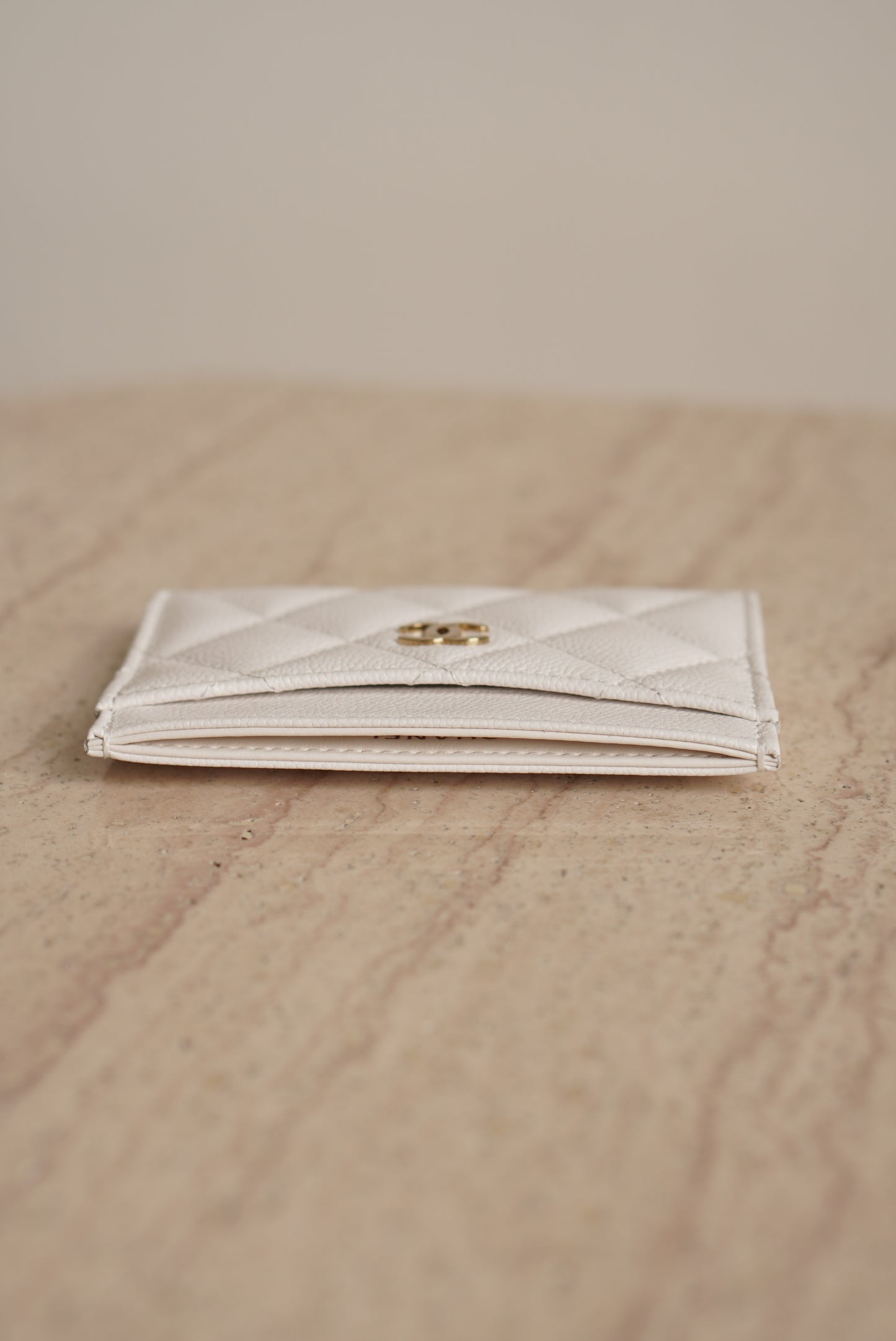 CHANEL CARD HOLDER | WHITE