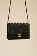 CHANEL 19S CHIC PEARL FLAP BAG | BLACK