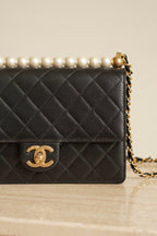 CHANEL 19S CHIC PEARL FLAP BAG | BLACK