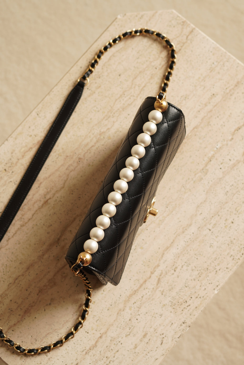 CHANEL 19S CHIC PEARL FLAP BAG | BLACK