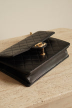 CHANEL 19S CHIC PEARL FLAP BAG | BLACK