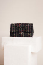 CHANEL CLASSIC 11P MEDIUM SINGLE FLAP LADY BUG | COLORFUL TWEED