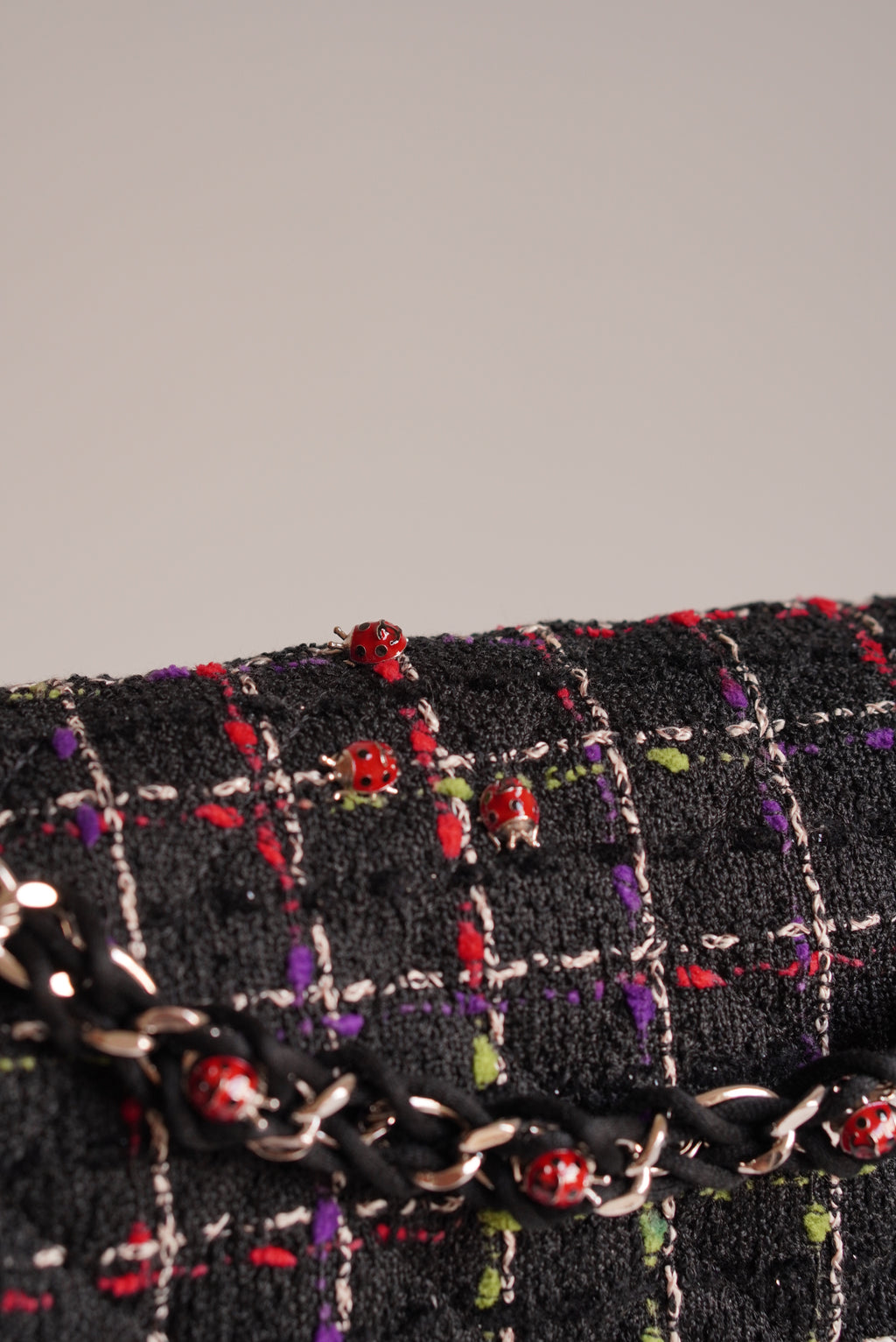 CHANEL CLASSIC 11P MEDIUM SINGLE FLAP LADY BUG | COLORFUL TWEED