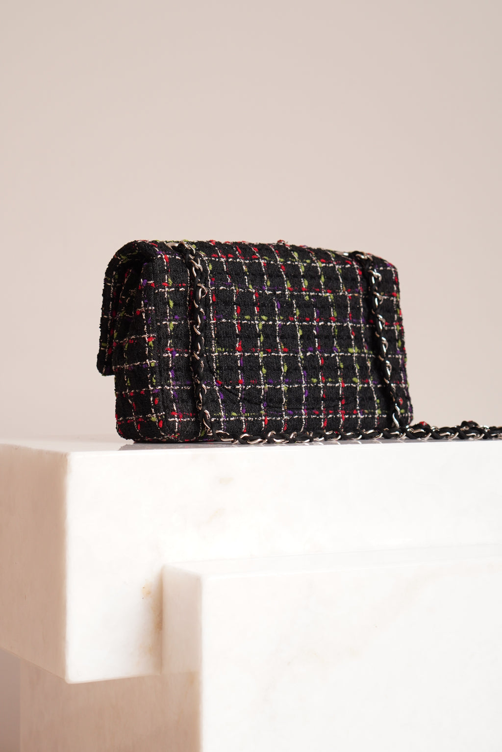 CHANEL CLASSIC 11P MEDIUM SINGLE FLAP LADY BUG | COLORFUL TWEED
