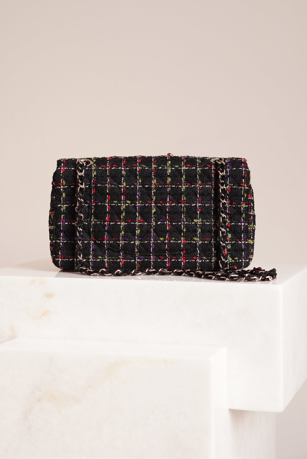 CHANEL CLASSIC 11P MEDIUM SINGLE FLAP LADY BUG | COLORFUL TWEED