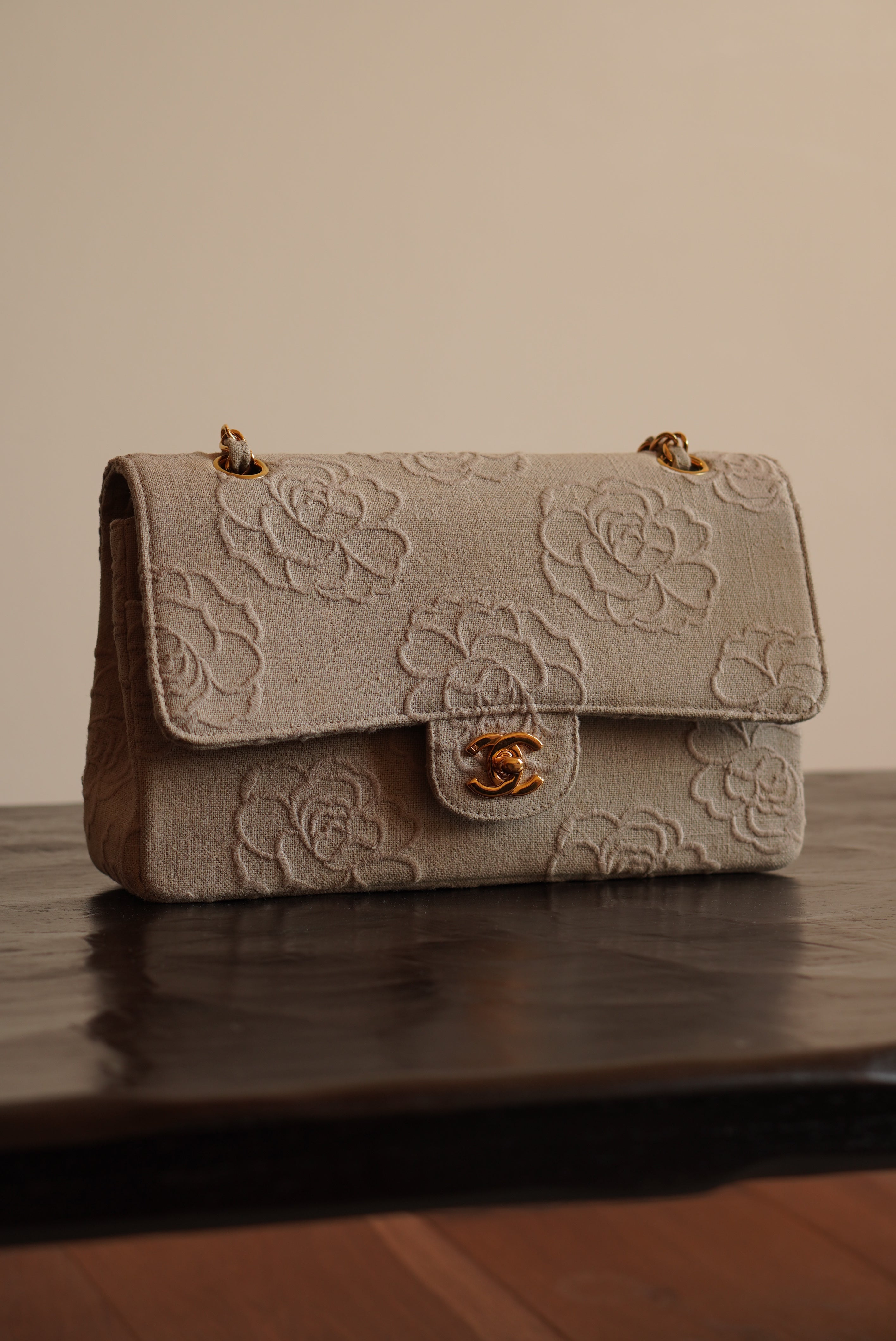 CHANEL CLASSIC CAMELLIA MEDIUM DOUBLE FLAP