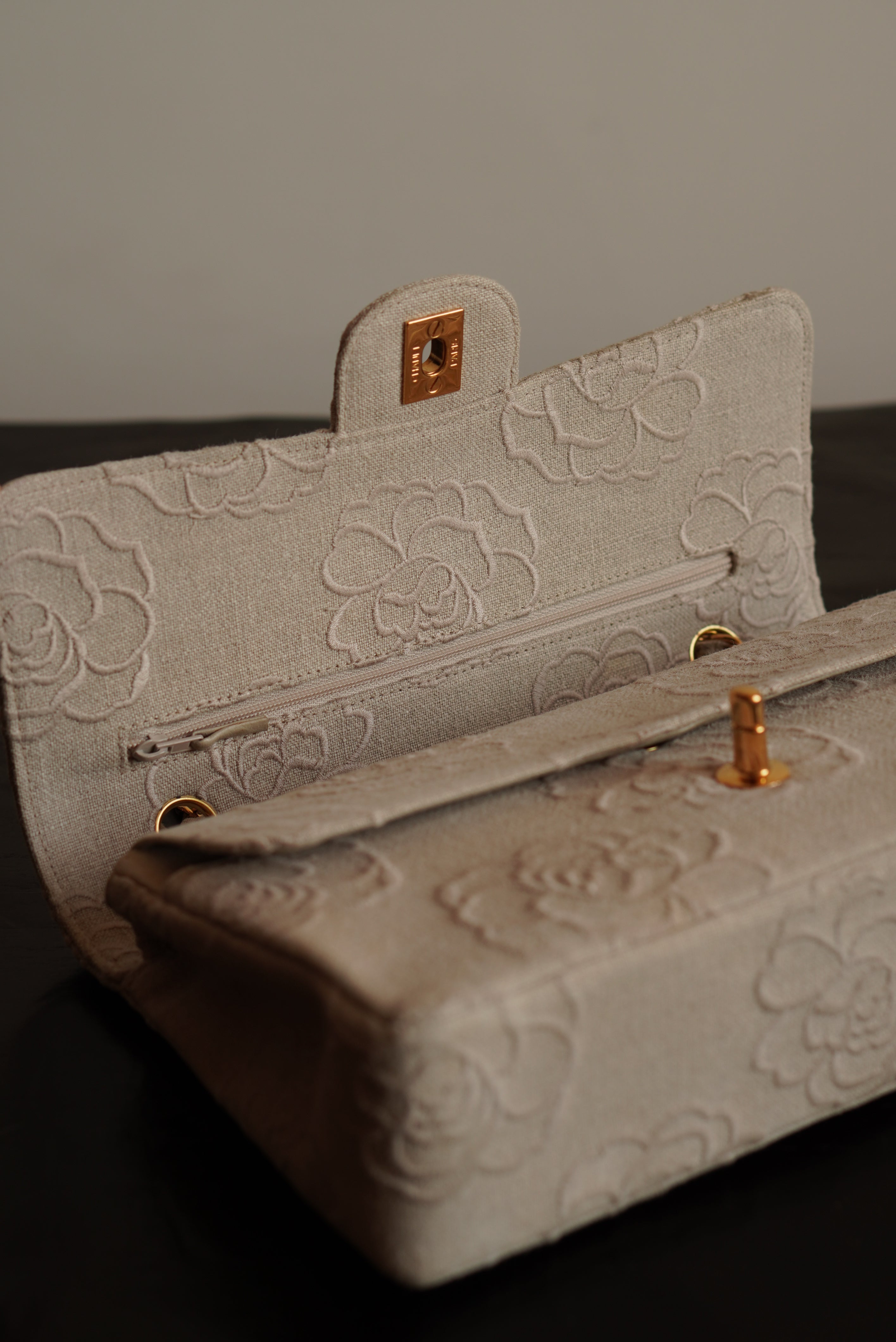 CHANEL CLASSIC CAMELLIA MEDIUM DOUBLE FLAP