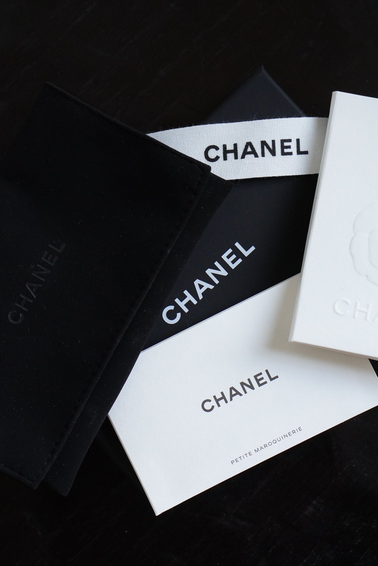 CHANEL CLASSIC CARD HOLDER | BLACK
