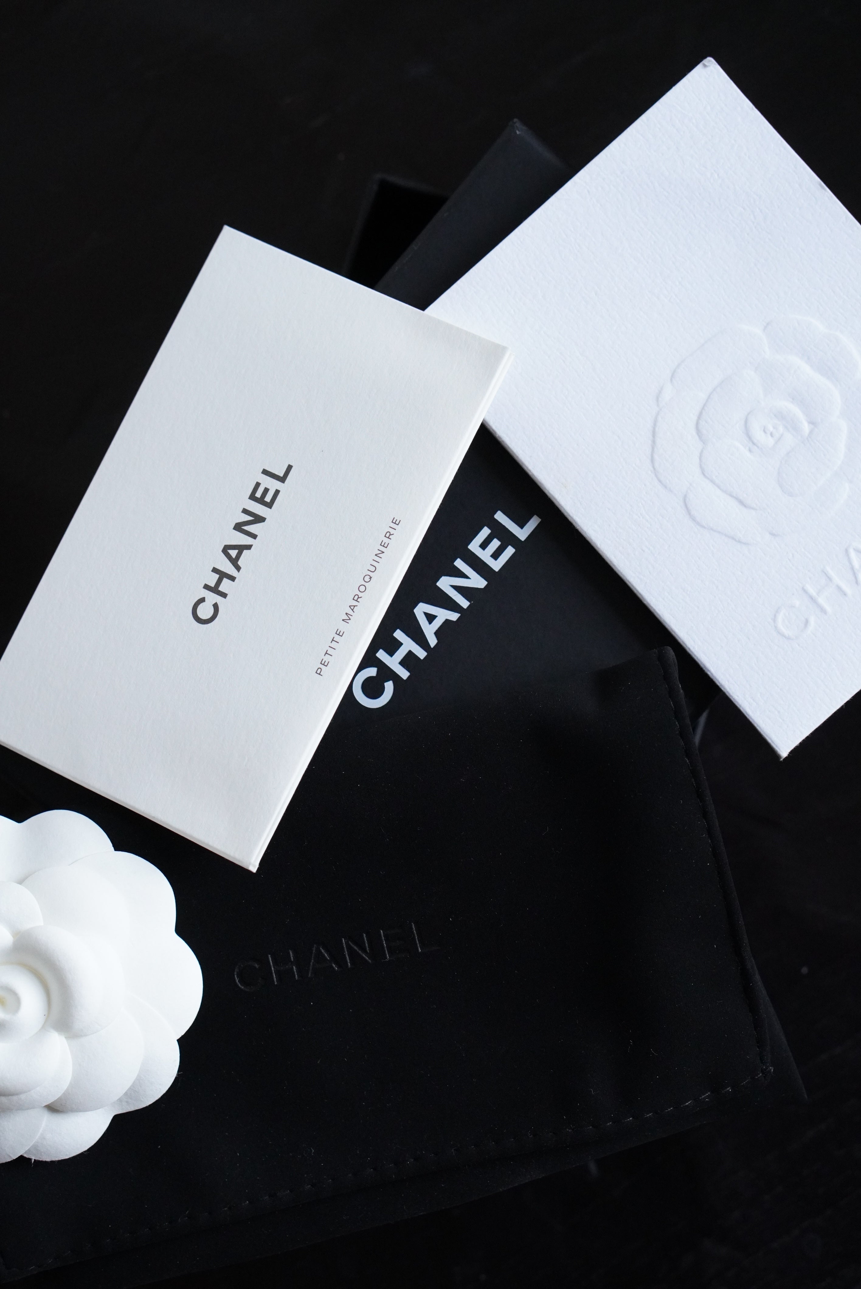 CHANEL 25C CLASSIC CARD HOLDER | LIGHT GREY