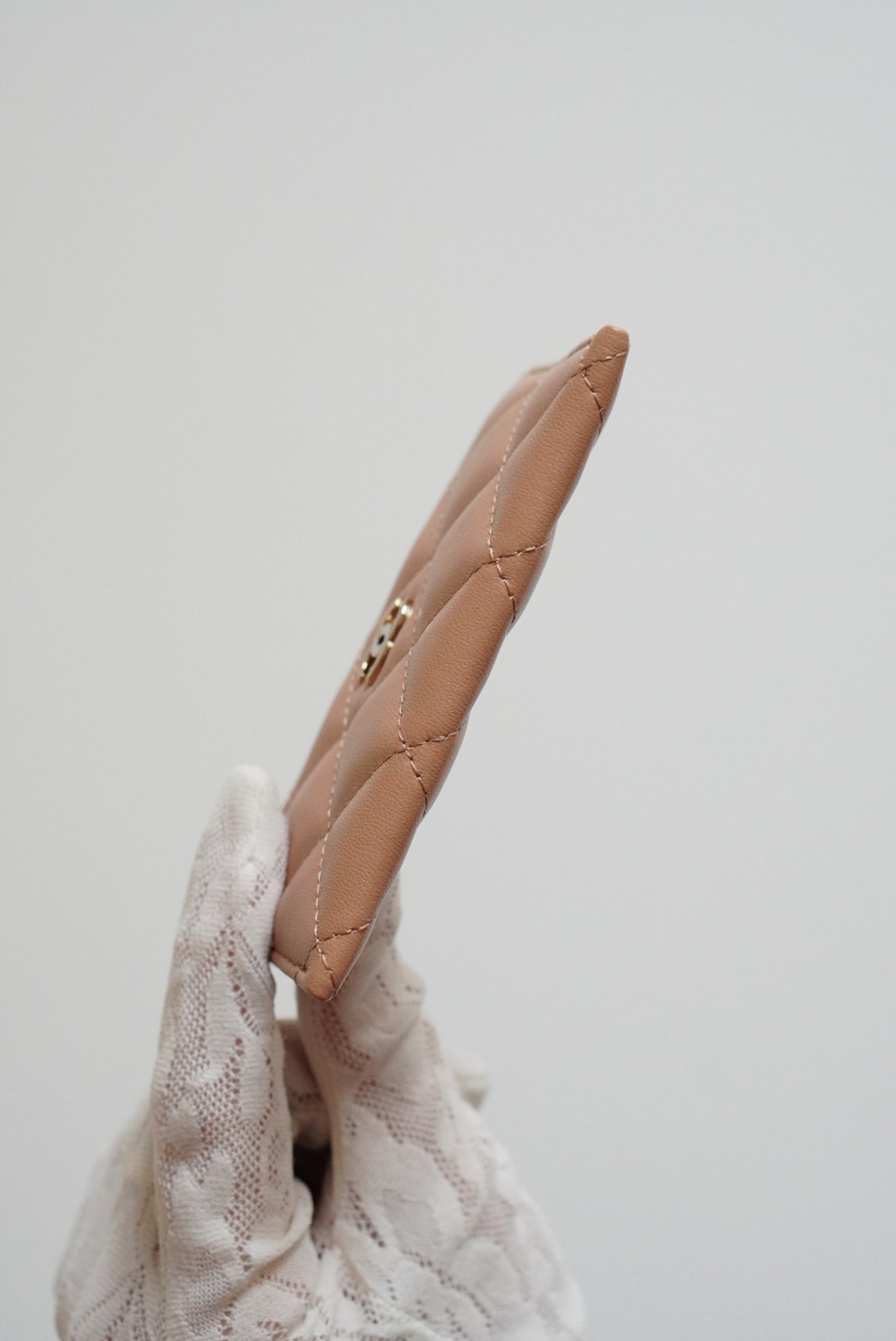 CHANEL CLASSIC CARD HOLDER | NUDE