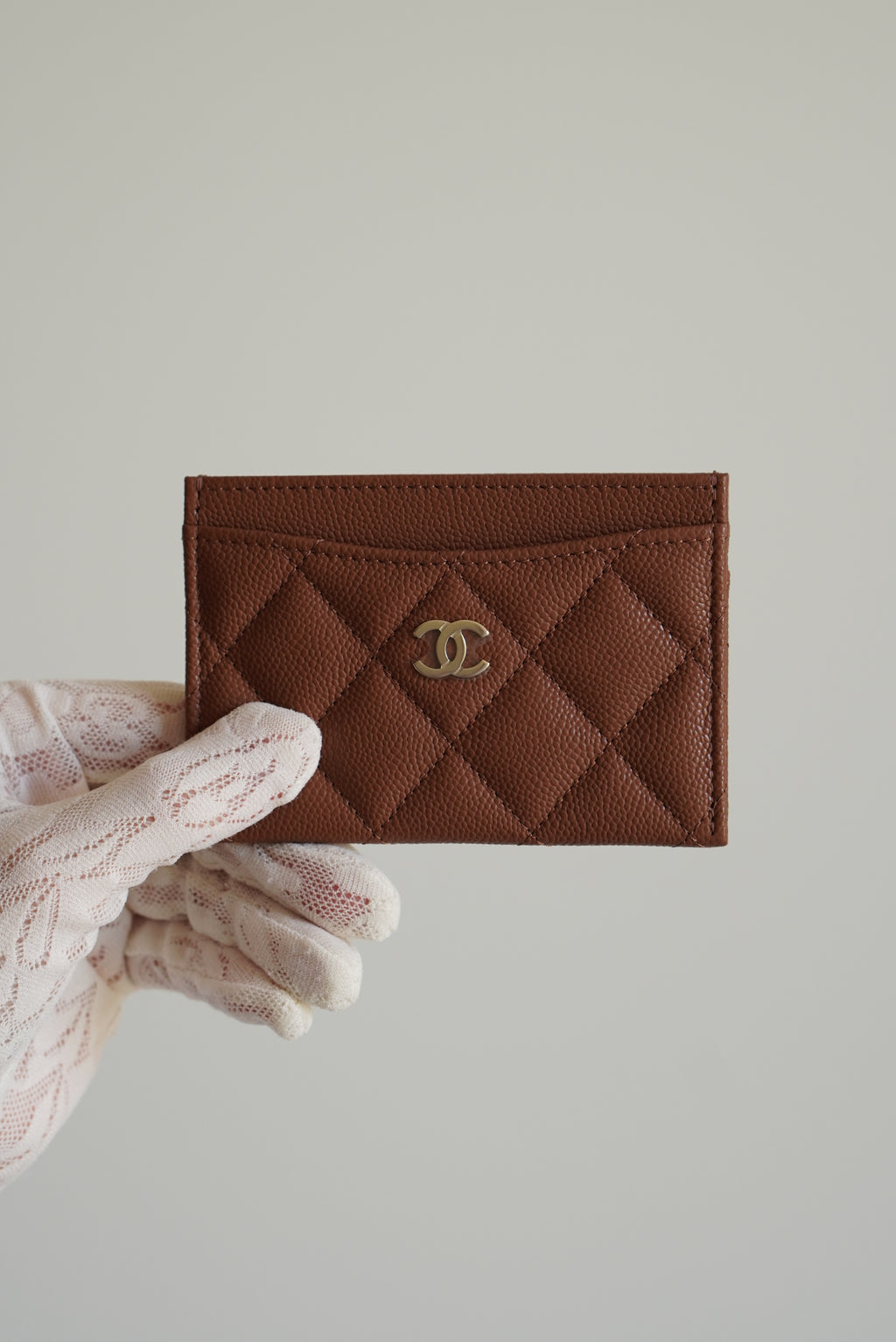 CHANEL CLASSIC CARD HOLDER | BROWN