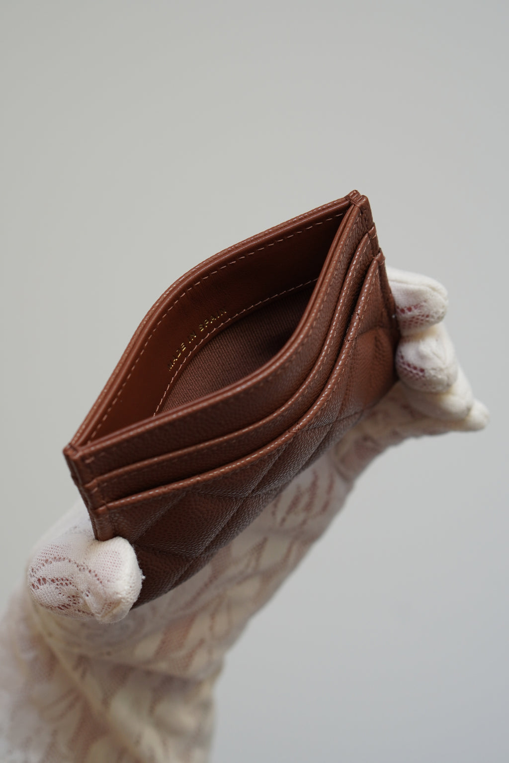 CHANEL CLASSIC CARD HOLDER | BROWN
