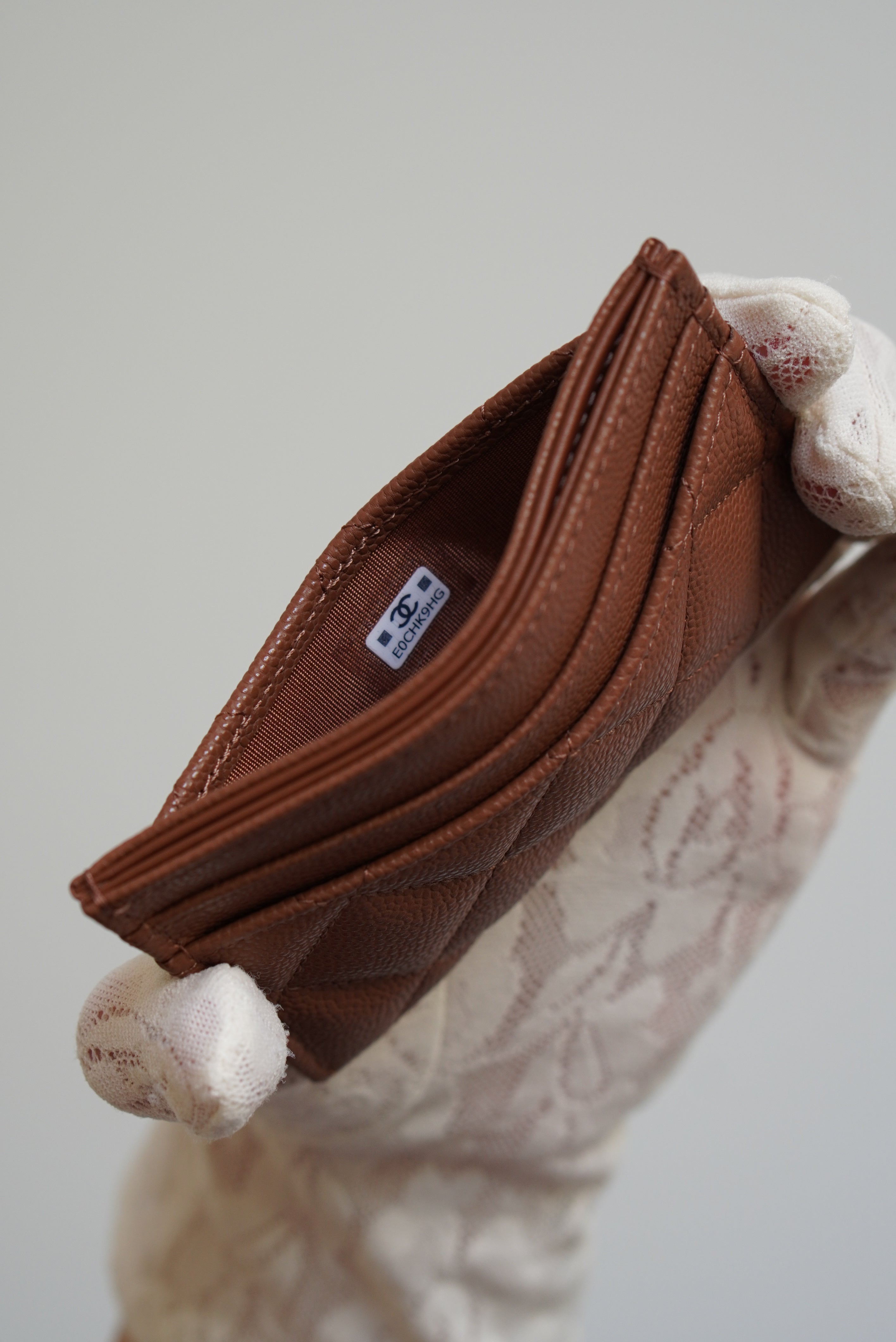 CHANEL CLASSIC CARD HOLDER | BROWN