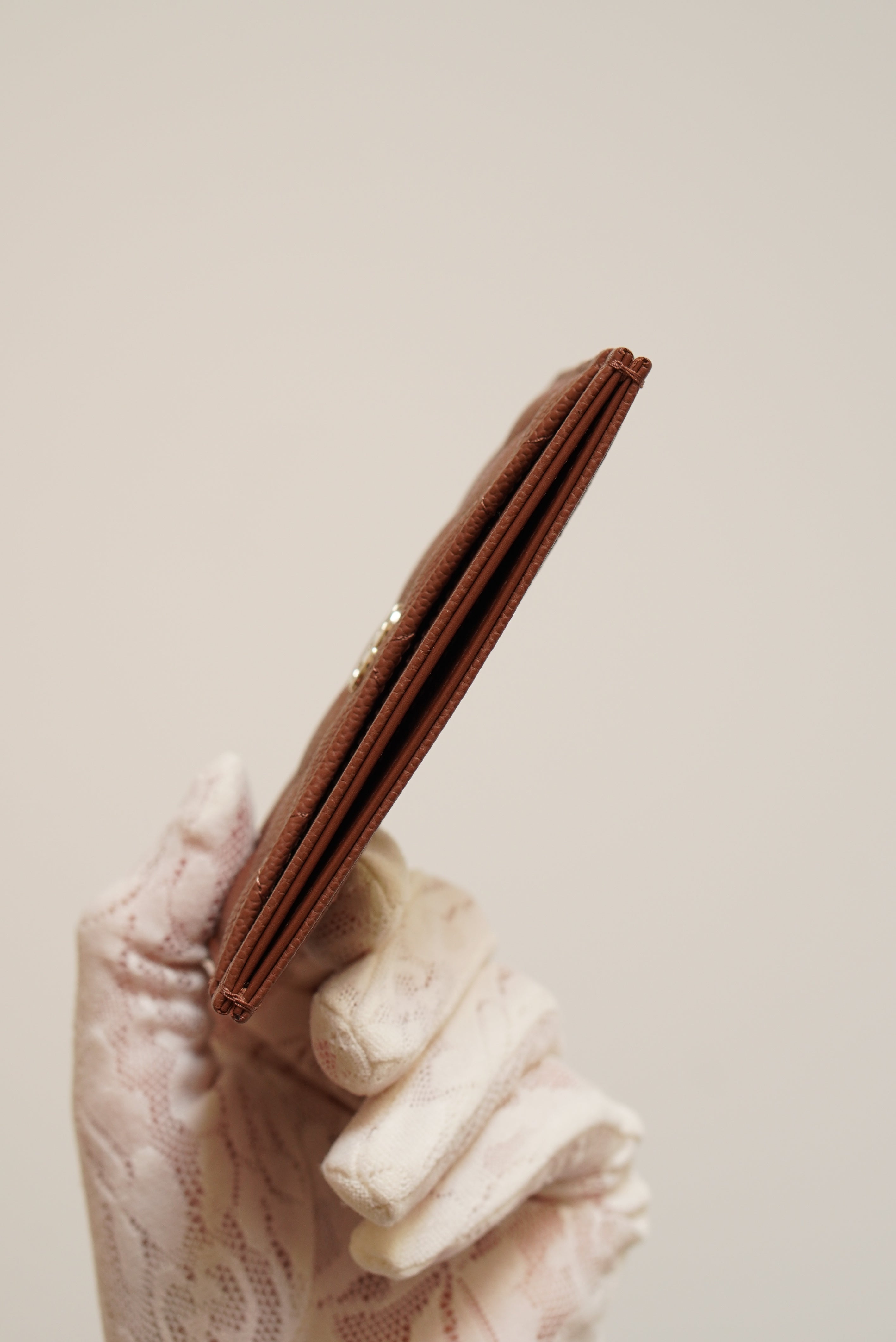 CHANEL CLASSIC CARD HOLDER | BROWN