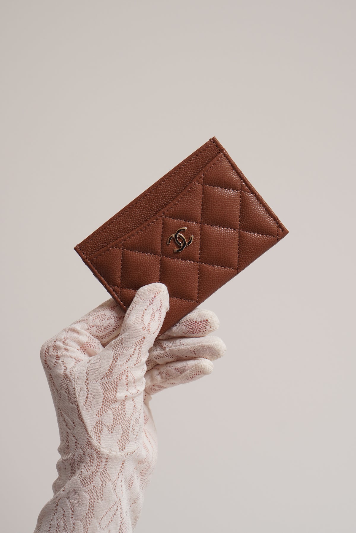 CHANEL CLASSIC CARD HOLDER | BROWN