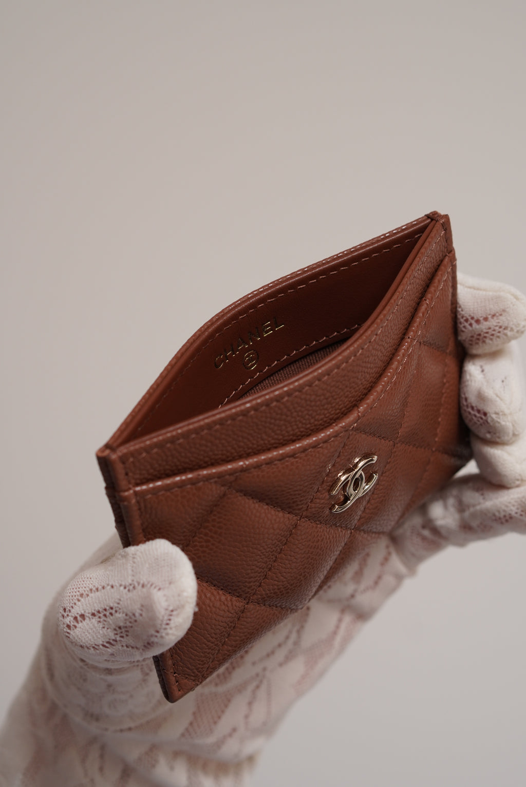 CHANEL CLASSIC CARD HOLDER | BROWN