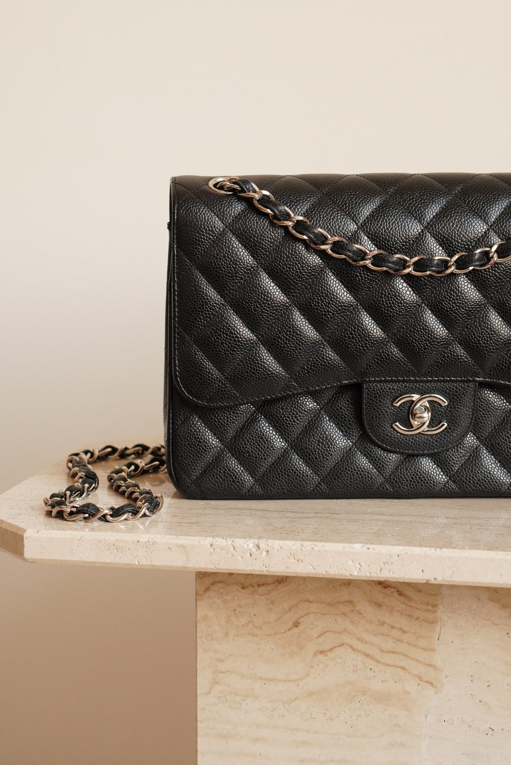 CHANEL CLASSIC JUMBO DOUBLE FLAP | BLACK