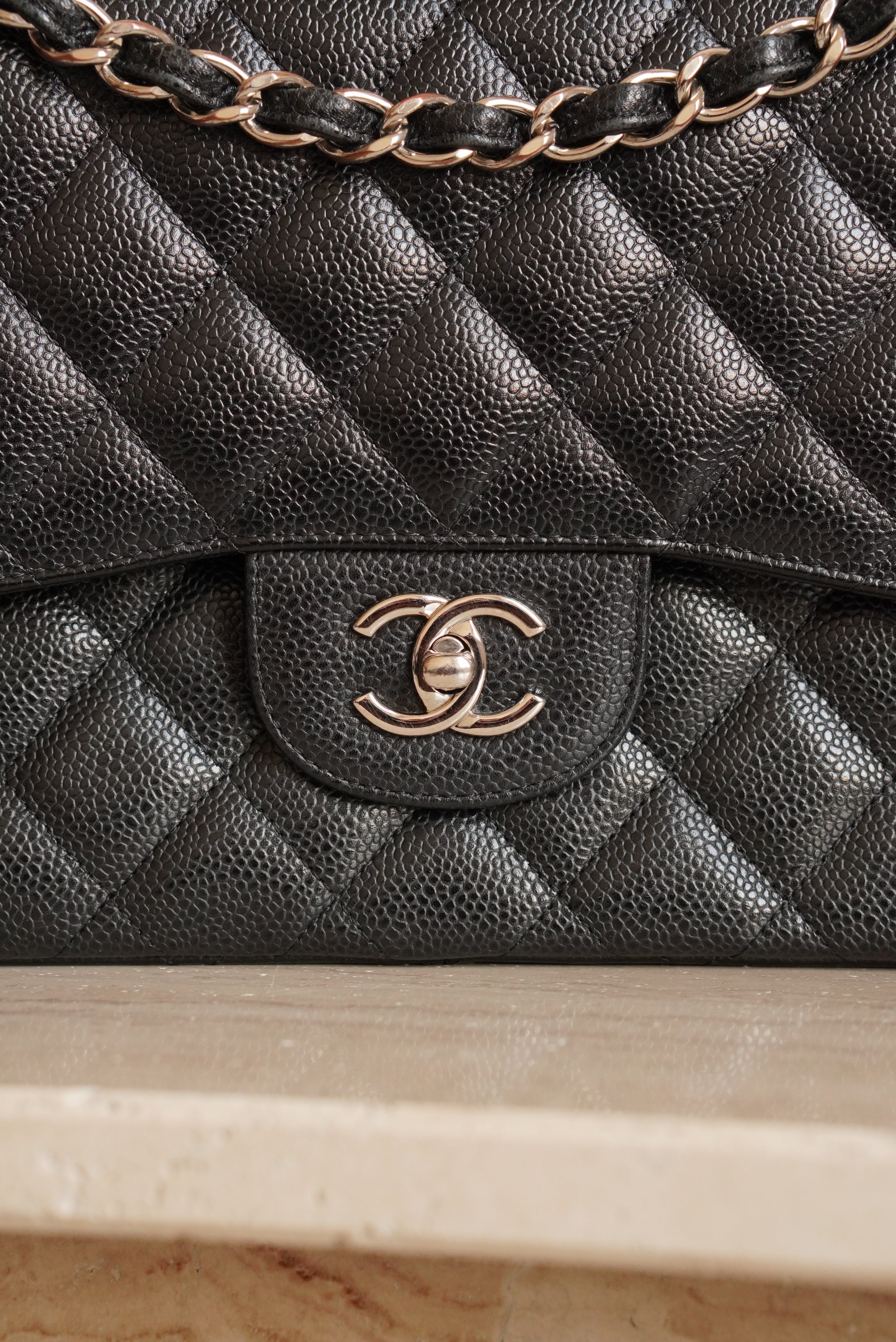 CHANEL CLASSIC JUMBO DOUBLE FLAP | BLACK