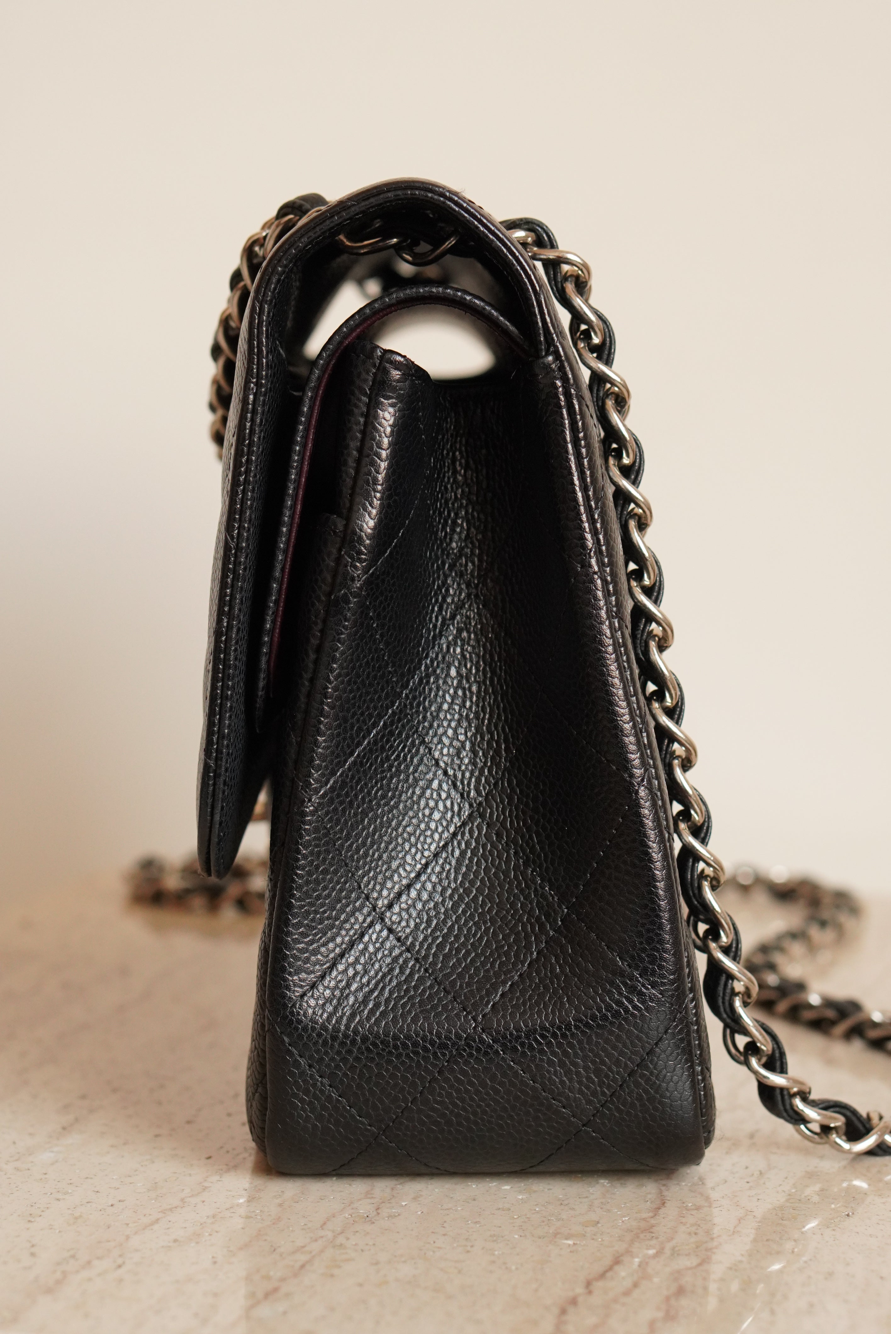 CHANEL CLASSIC JUMBO DOUBLE FLAP | BLACK