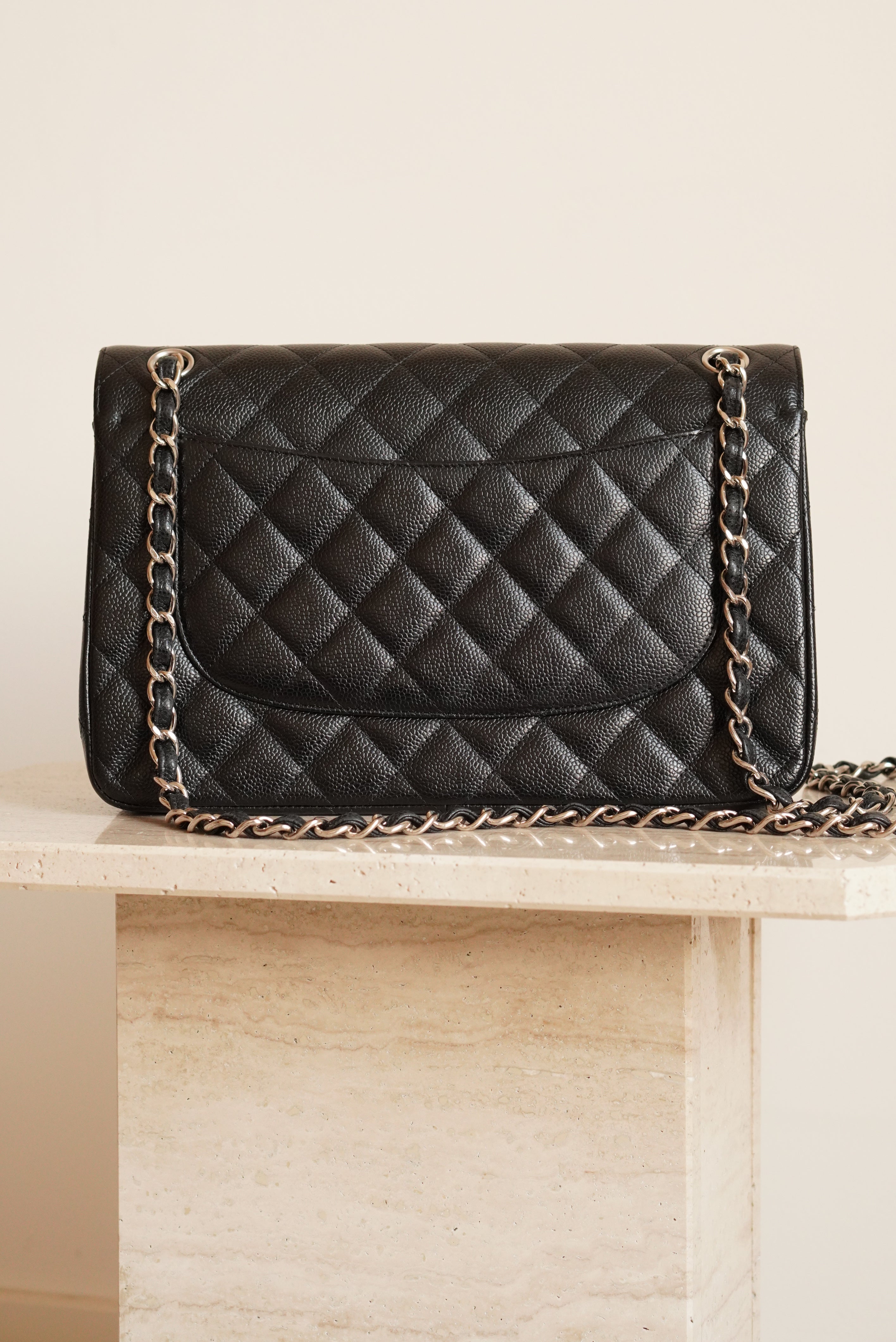 CHANEL CLASSIC JUMBO DOUBLE FLAP | BLACK