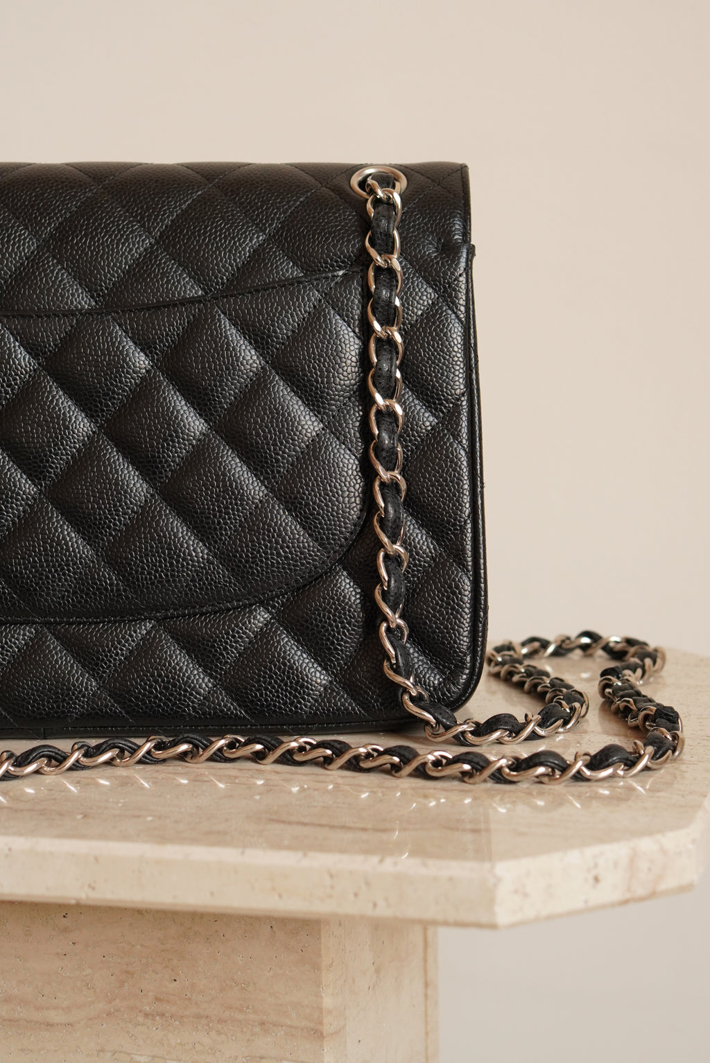 CHANEL CLASSIC JUMBO DOUBLE FLAP | BLACK