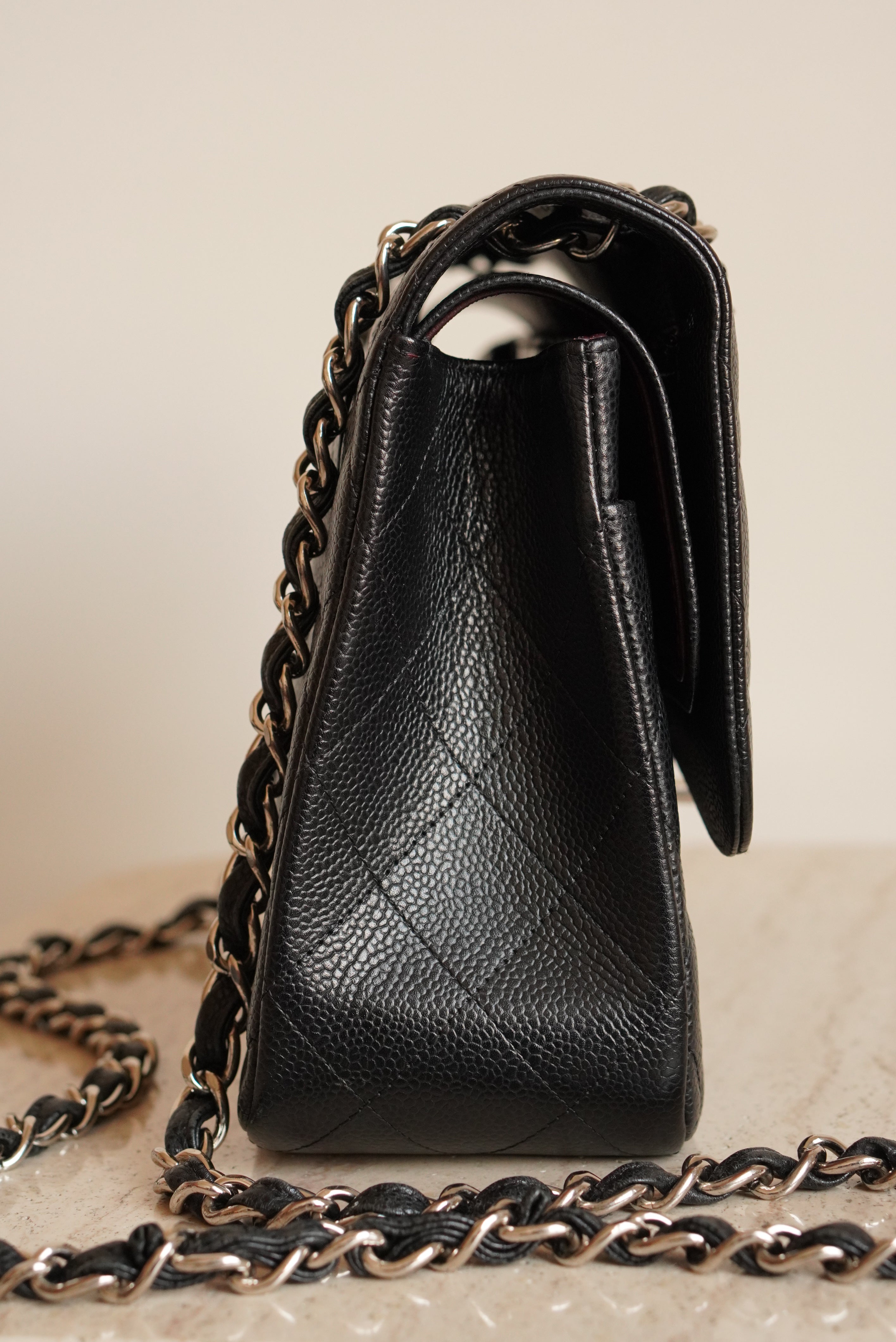 CHANEL CLASSIC JUMBO DOUBLE FLAP | BLACK