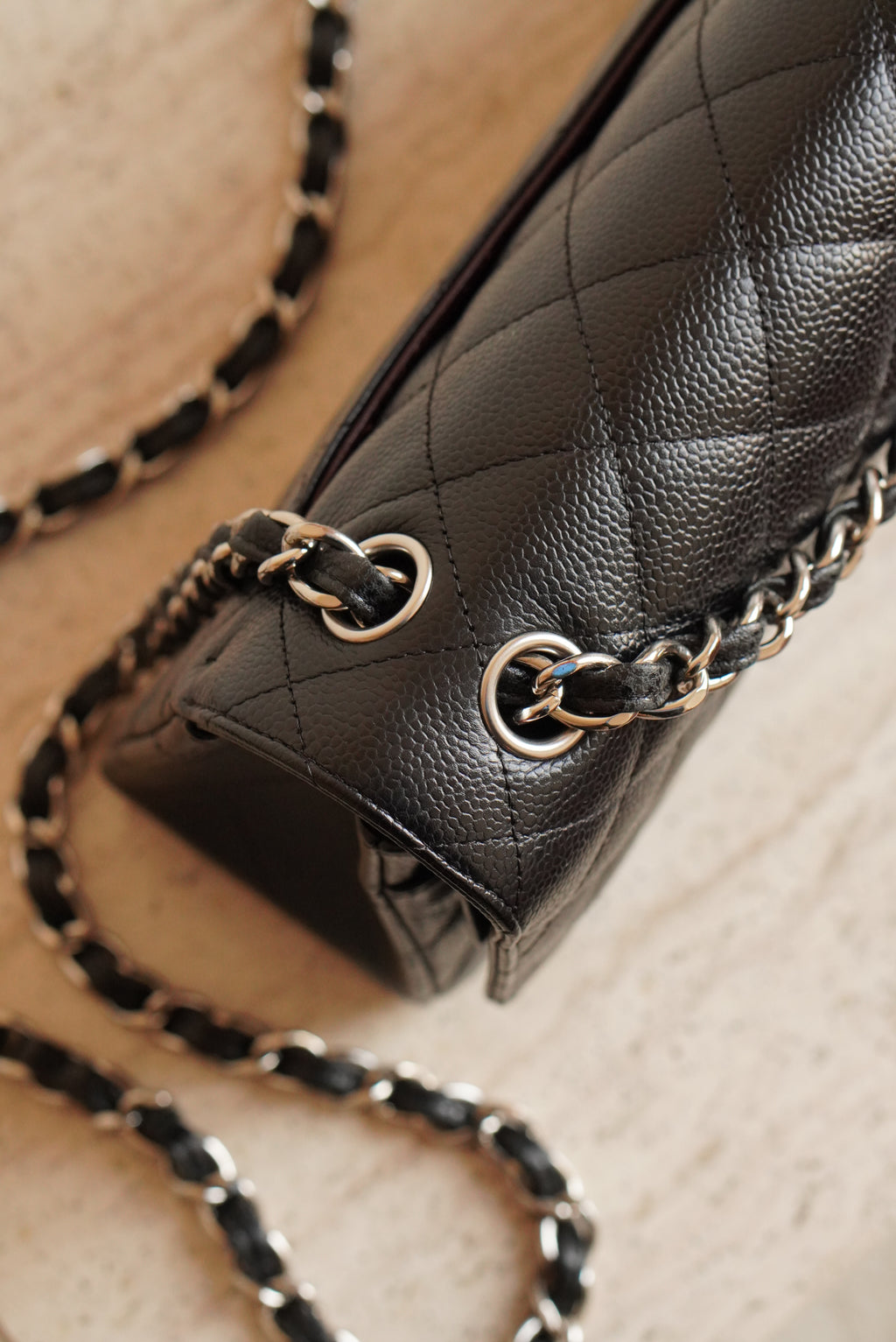 CHANEL CLASSIC JUMBO DOUBLE FLAP | BLACK