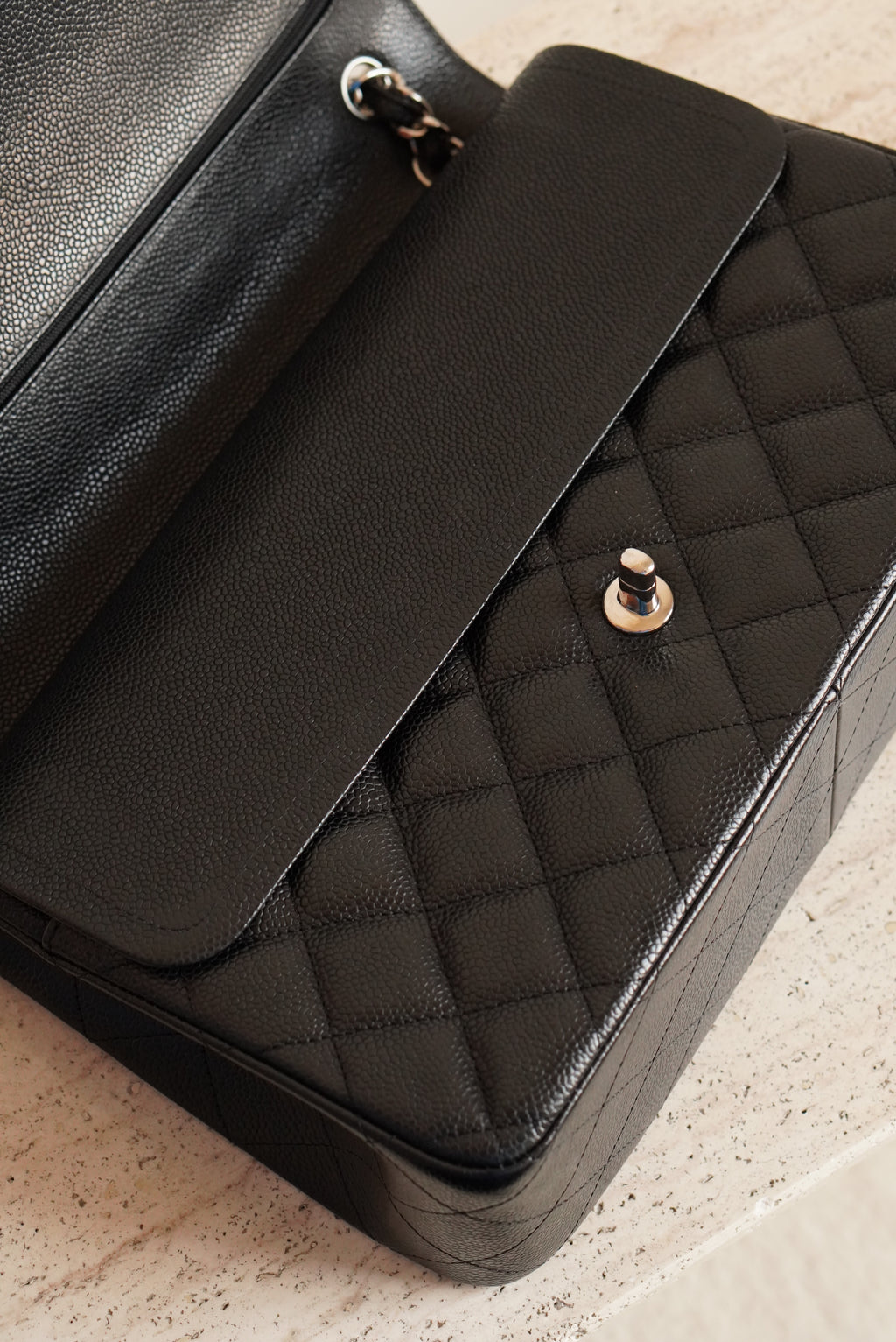 CHANEL CLASSIC JUMBO DOUBLE FLAP | BLACK
