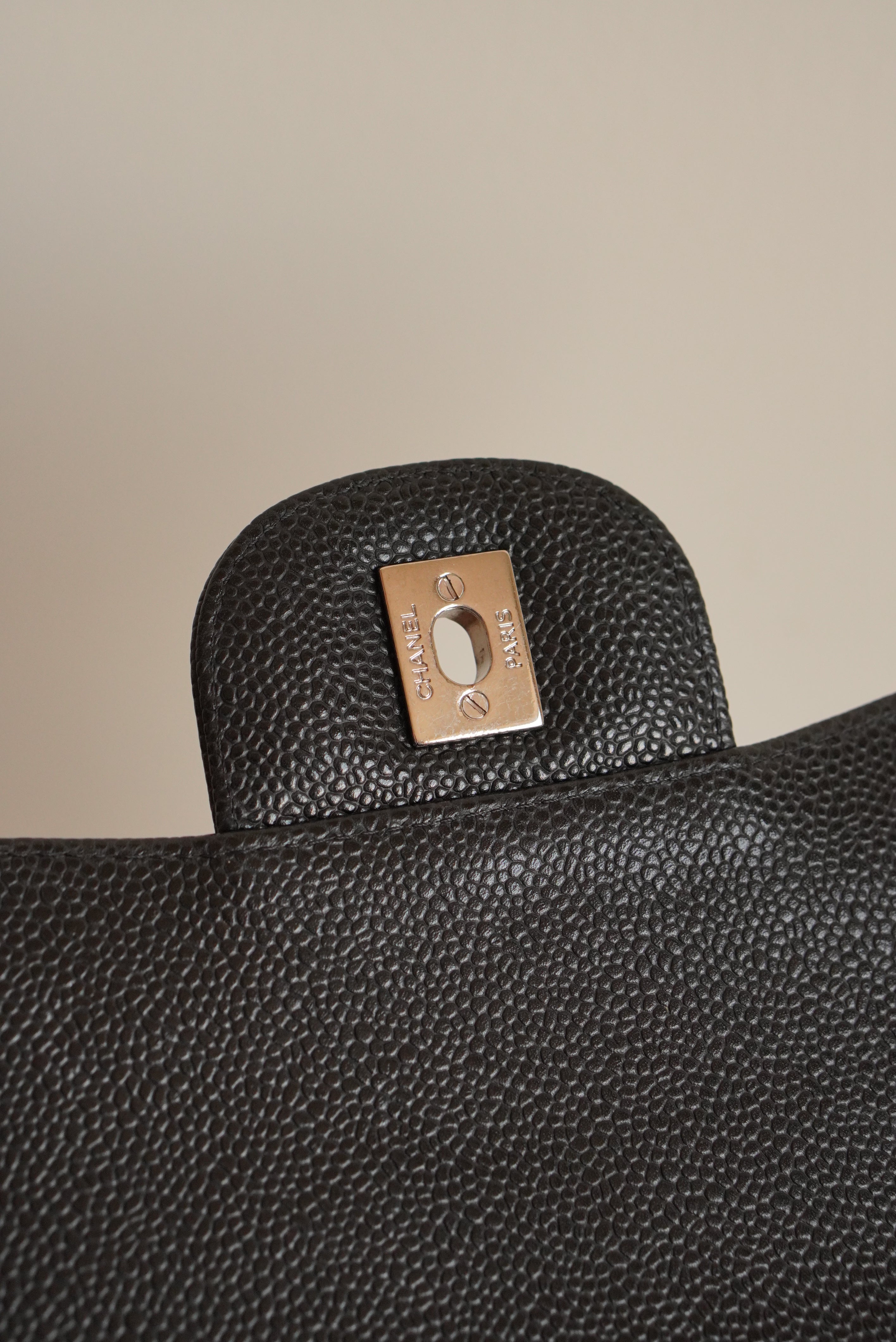 CHANEL CLASSIC JUMBO DOUBLE FLAP | BLACK