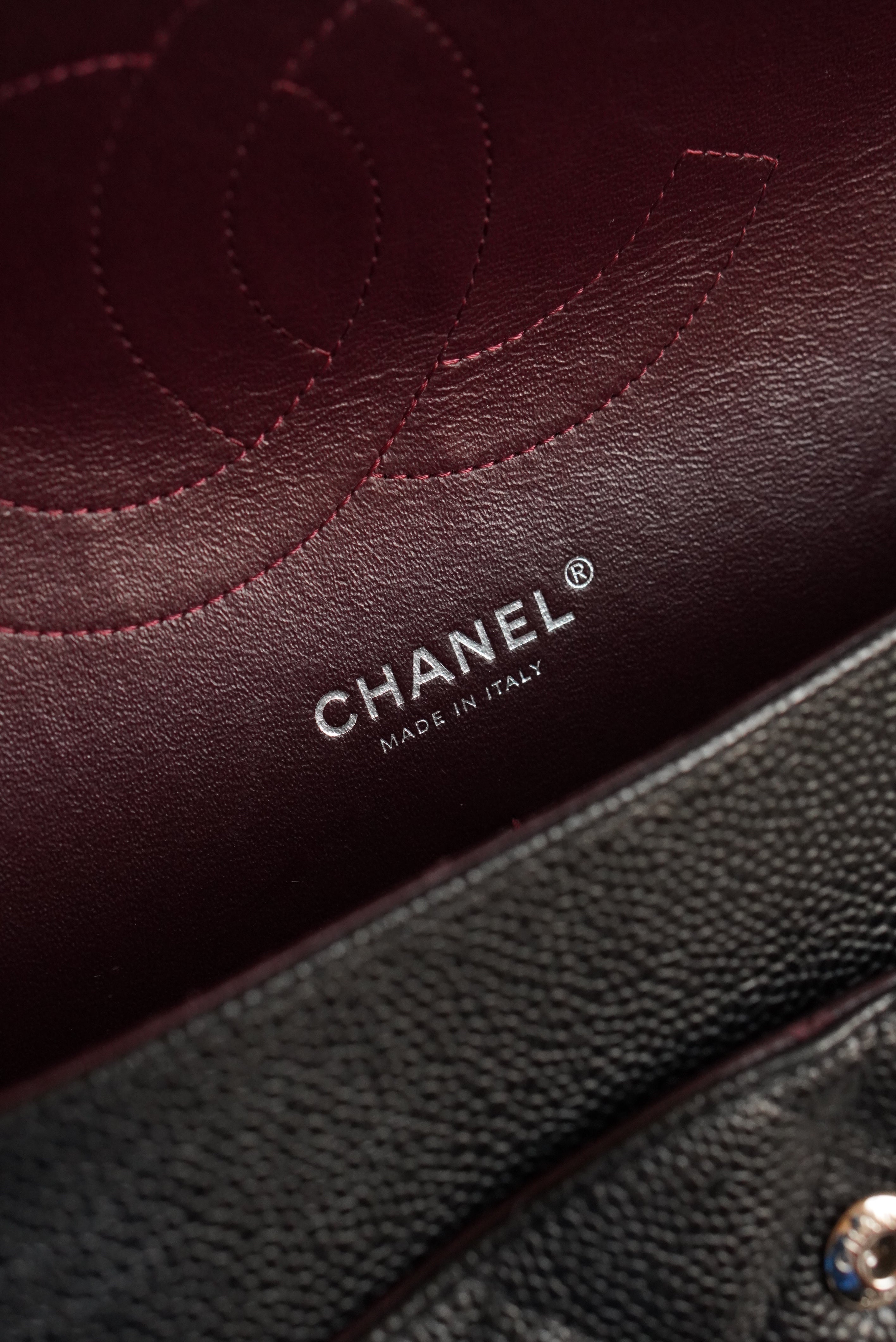 CHANEL CLASSIC JUMBO DOUBLE FLAP | BLACK
