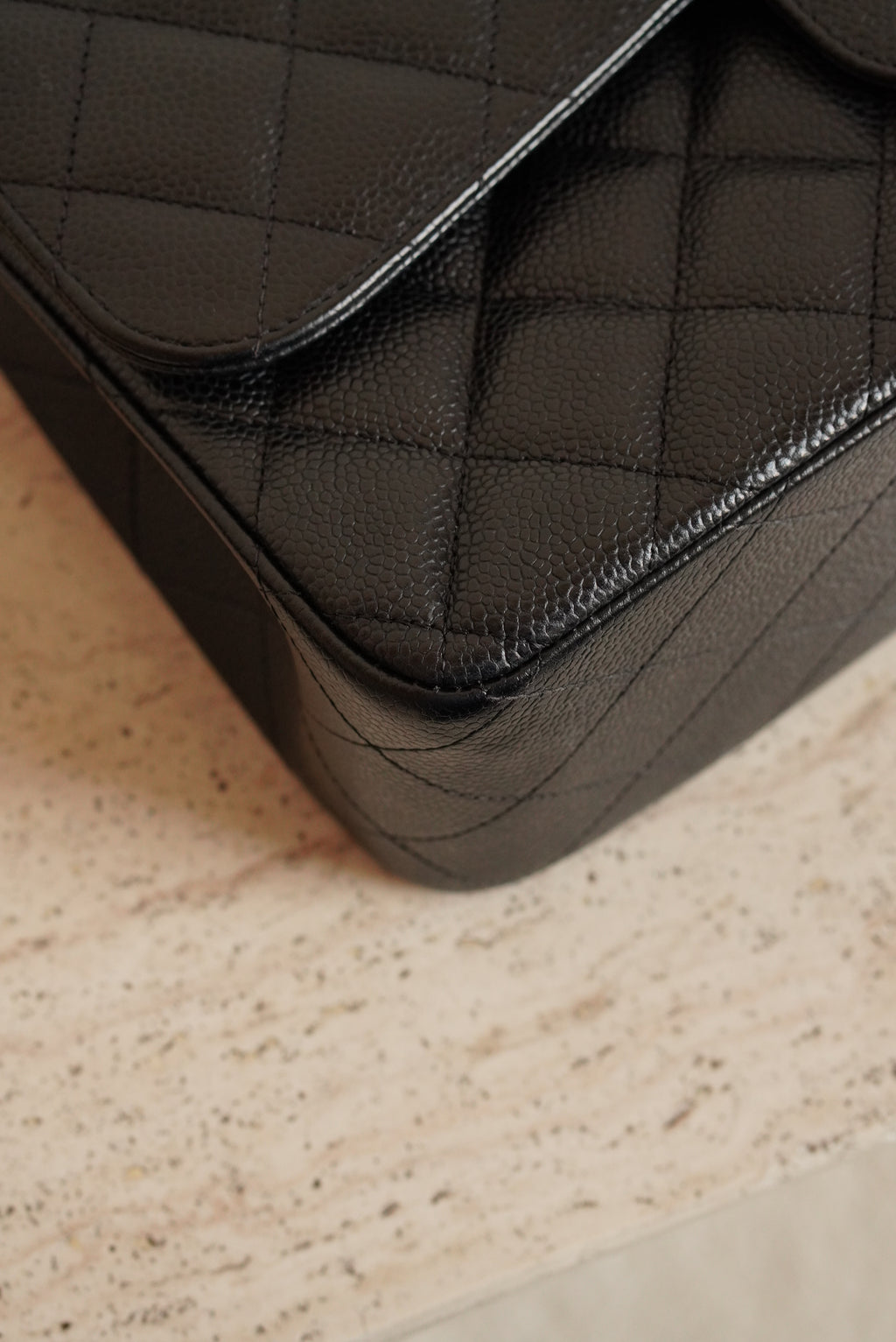 CHANEL CLASSIC JUMBO DOUBLE FLAP | BLACK