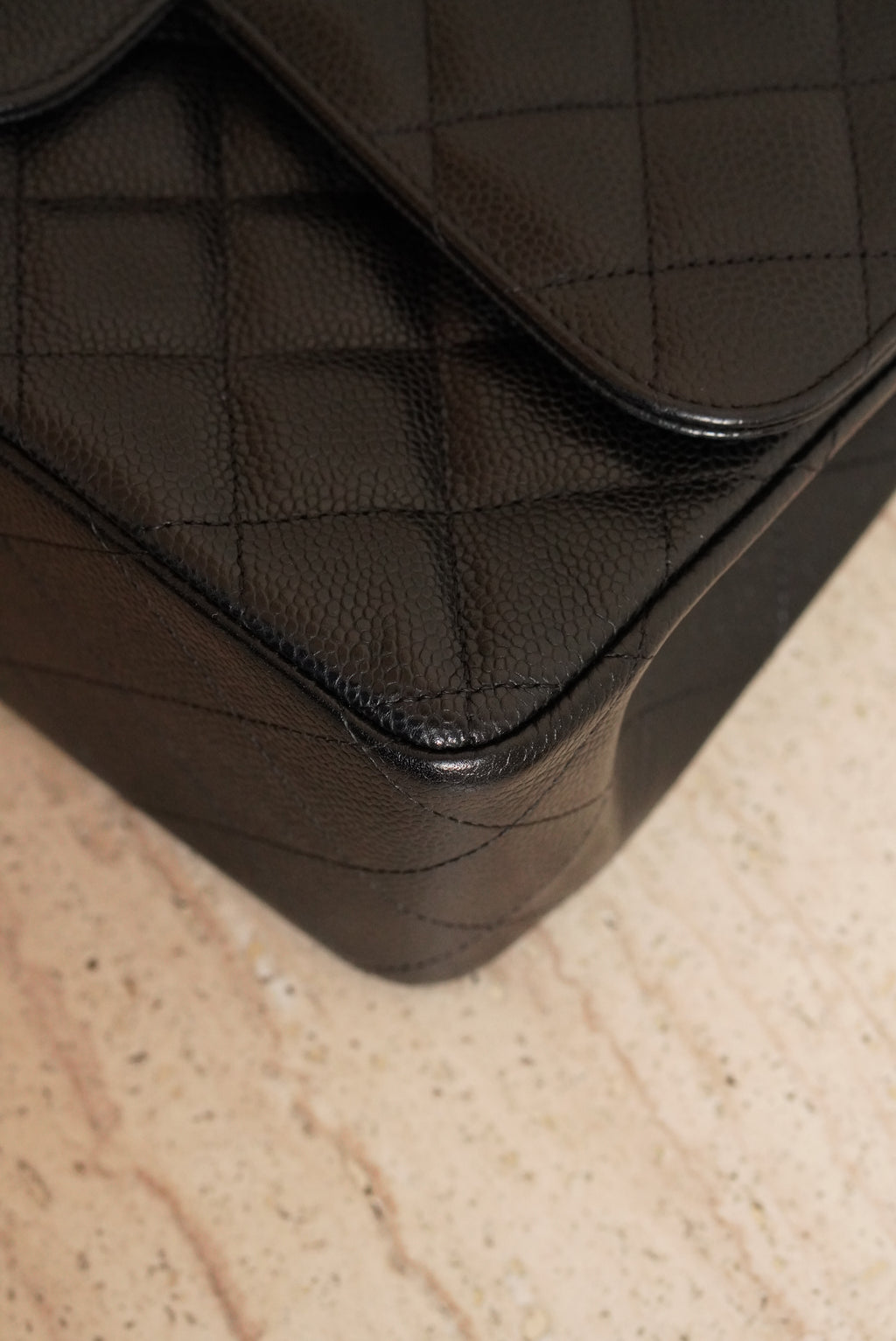 CHANEL CLASSIC JUMBO DOUBLE FLAP | BLACK