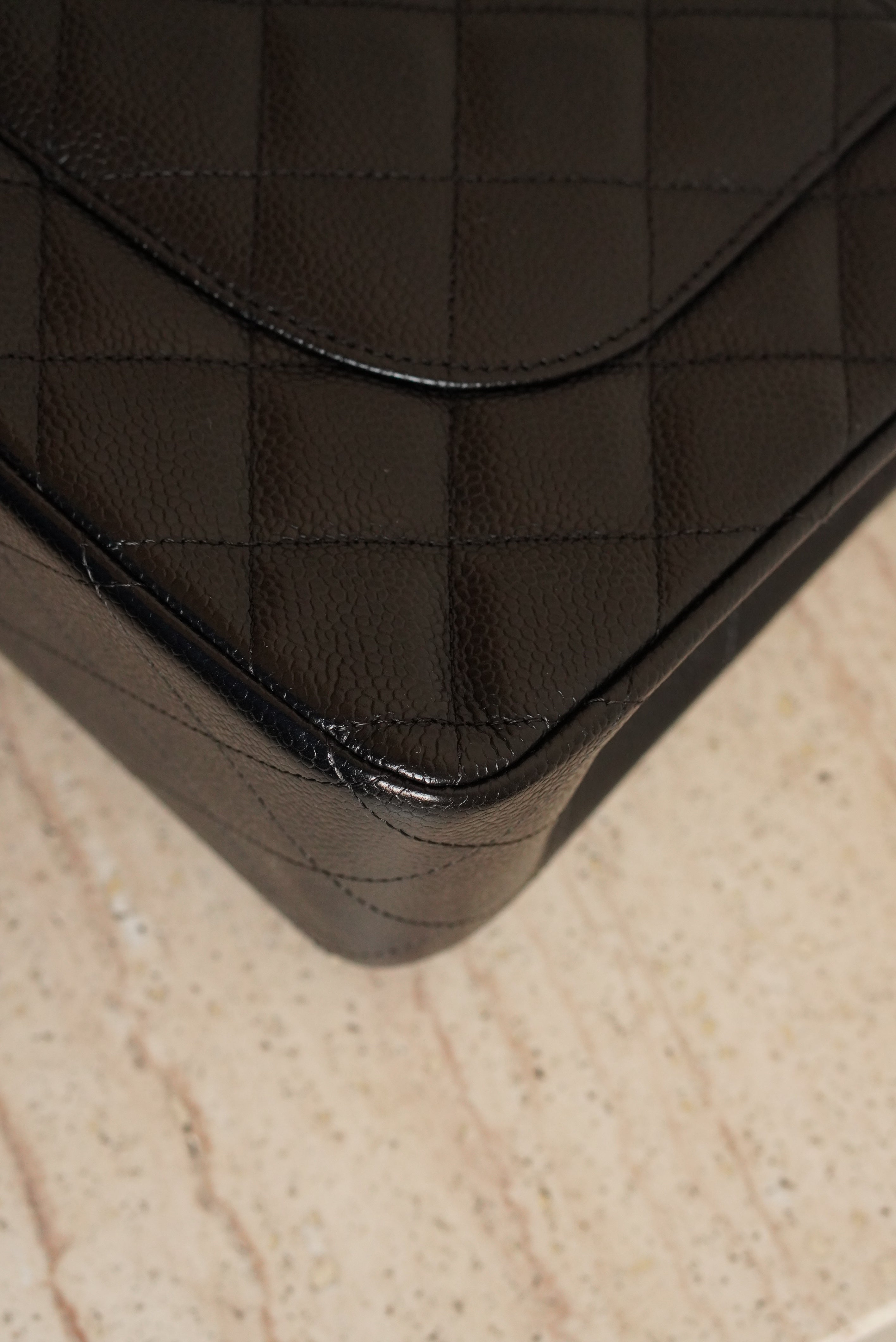 CHANEL CLASSIC JUMBO DOUBLE FLAP | BLACK