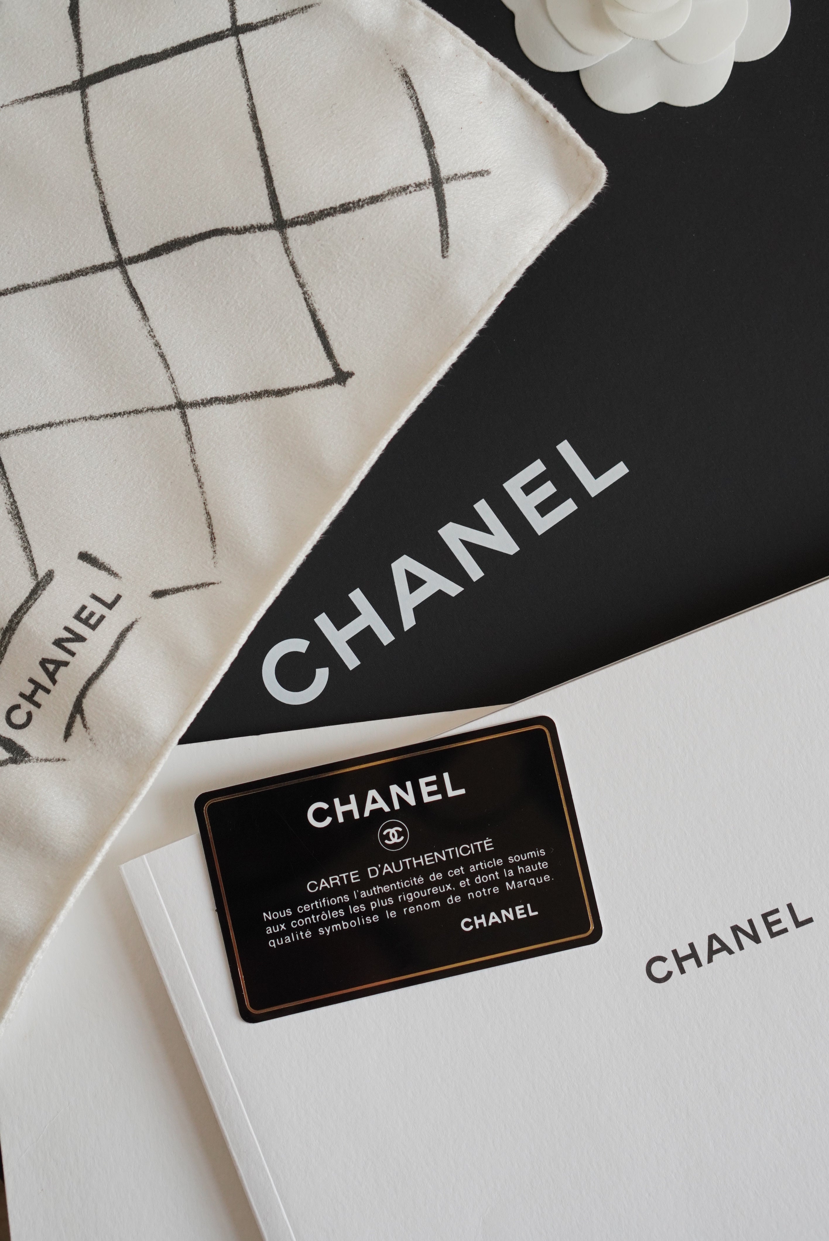 CHANEL CLASSIC JUMBO DOUBLE FLAP | BLACK