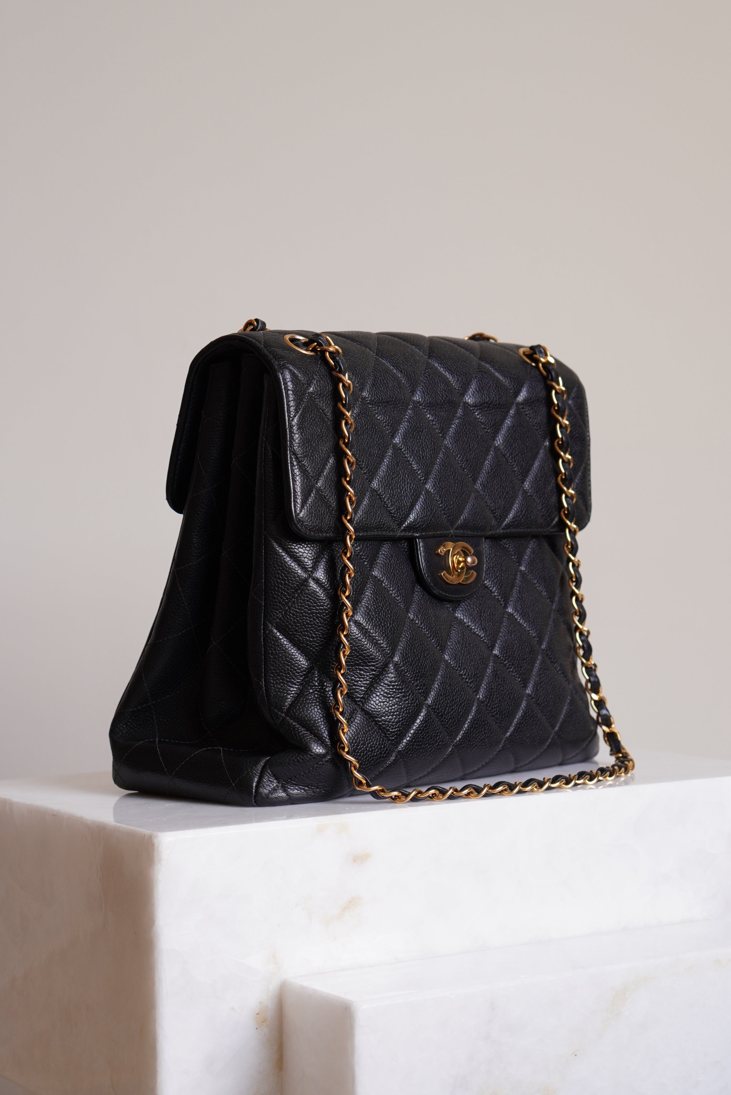 CHANEL CLASSIC JUMBO DOUBLE SIDED SINGLE FLAP | BLACK