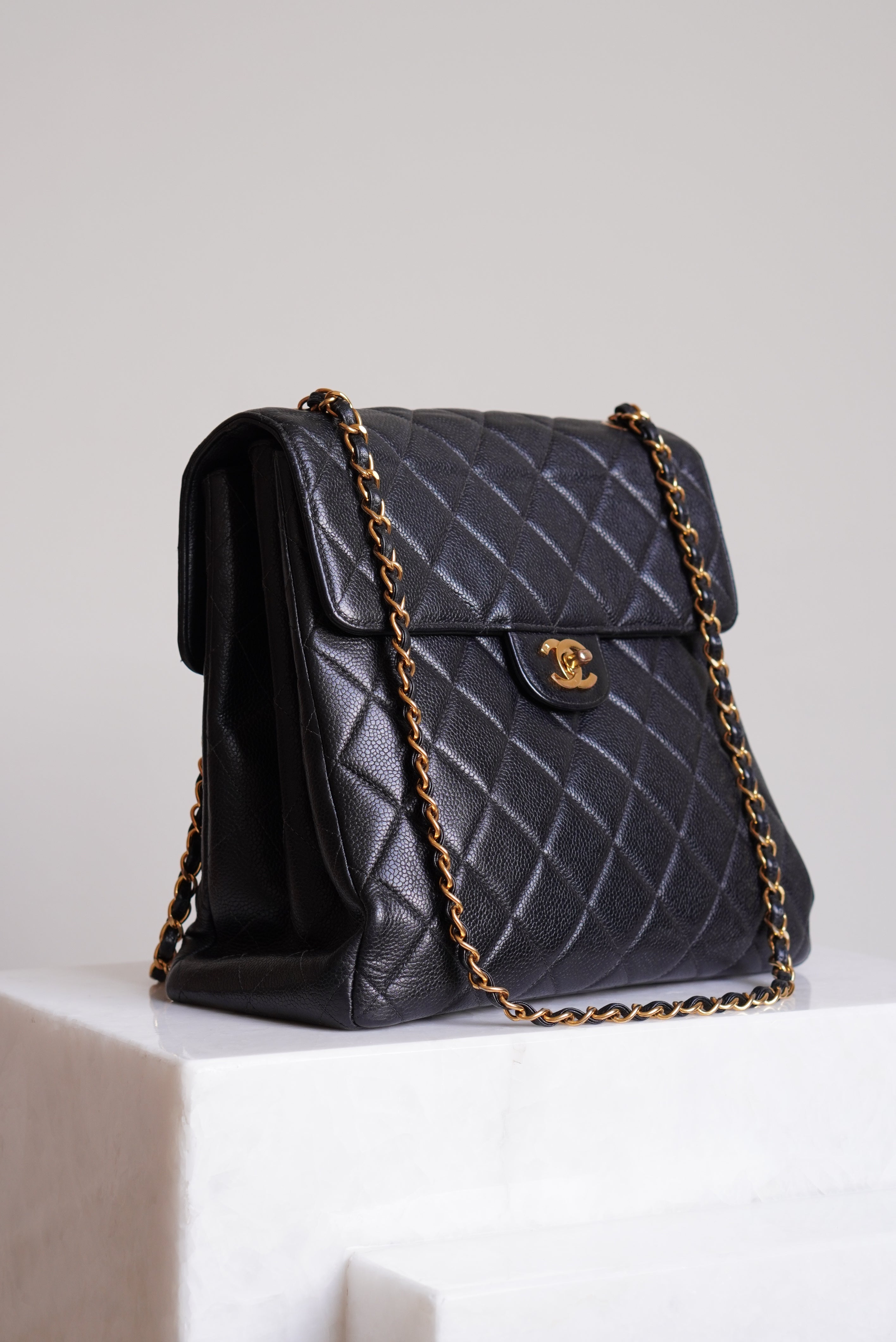 CHANEL CLASSIC JUMBO DOUBLE SIDED SINGLE FLAP | BLACK