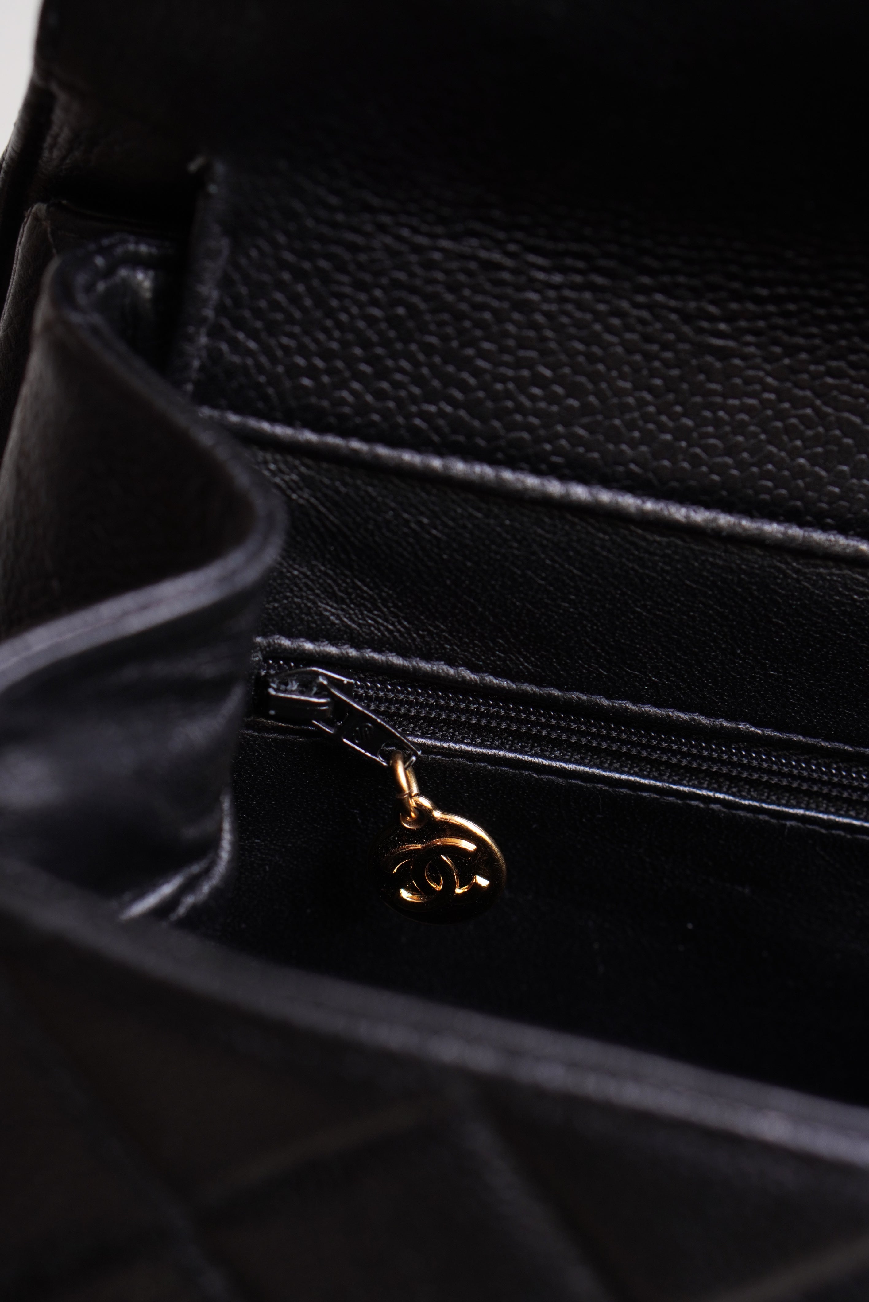 CHANEL CLASSIC JUMBO DOUBLE SIDED SINGLE FLAP | BLACK