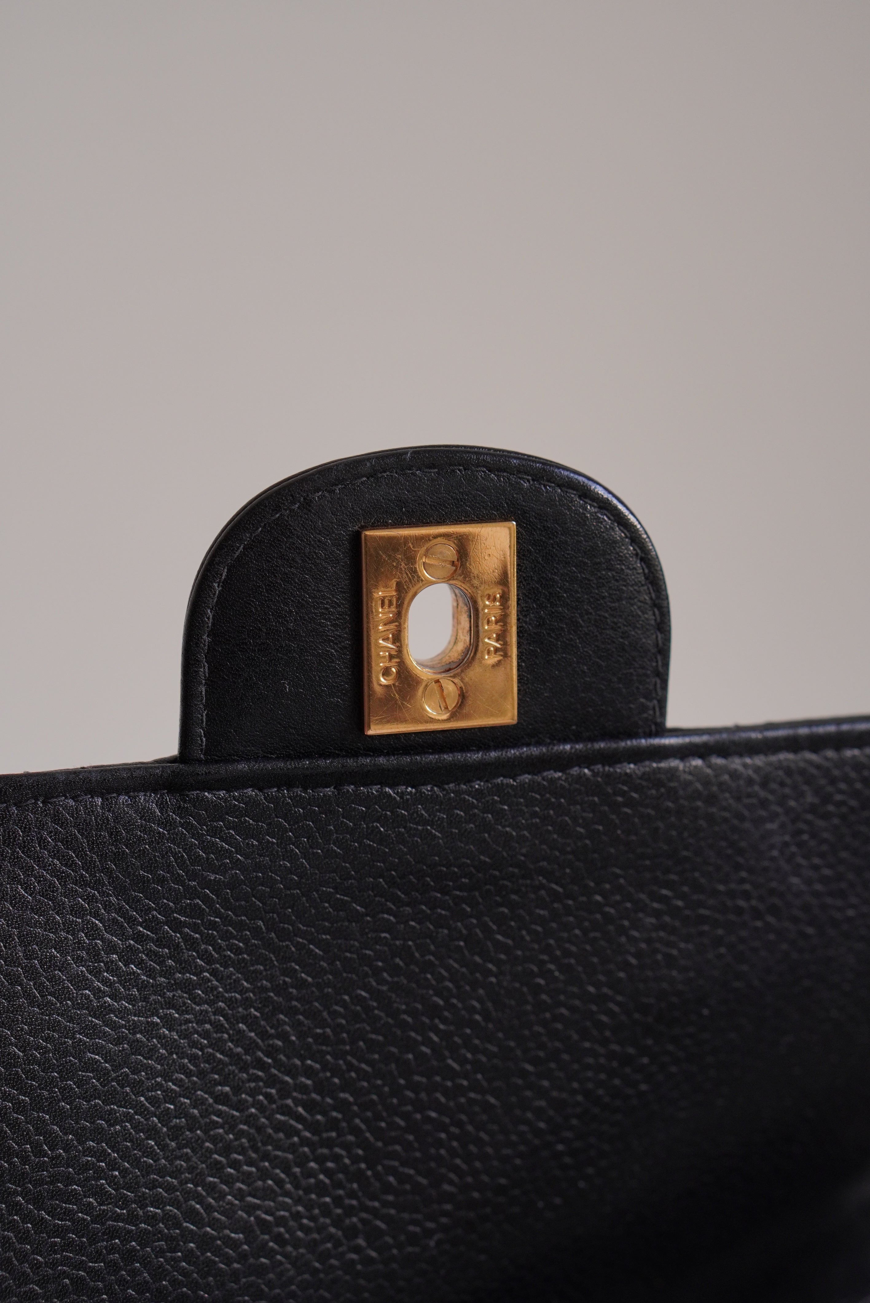 CHANEL CLASSIC JUMBO DOUBLE SIDED SINGLE FLAP | BLACK