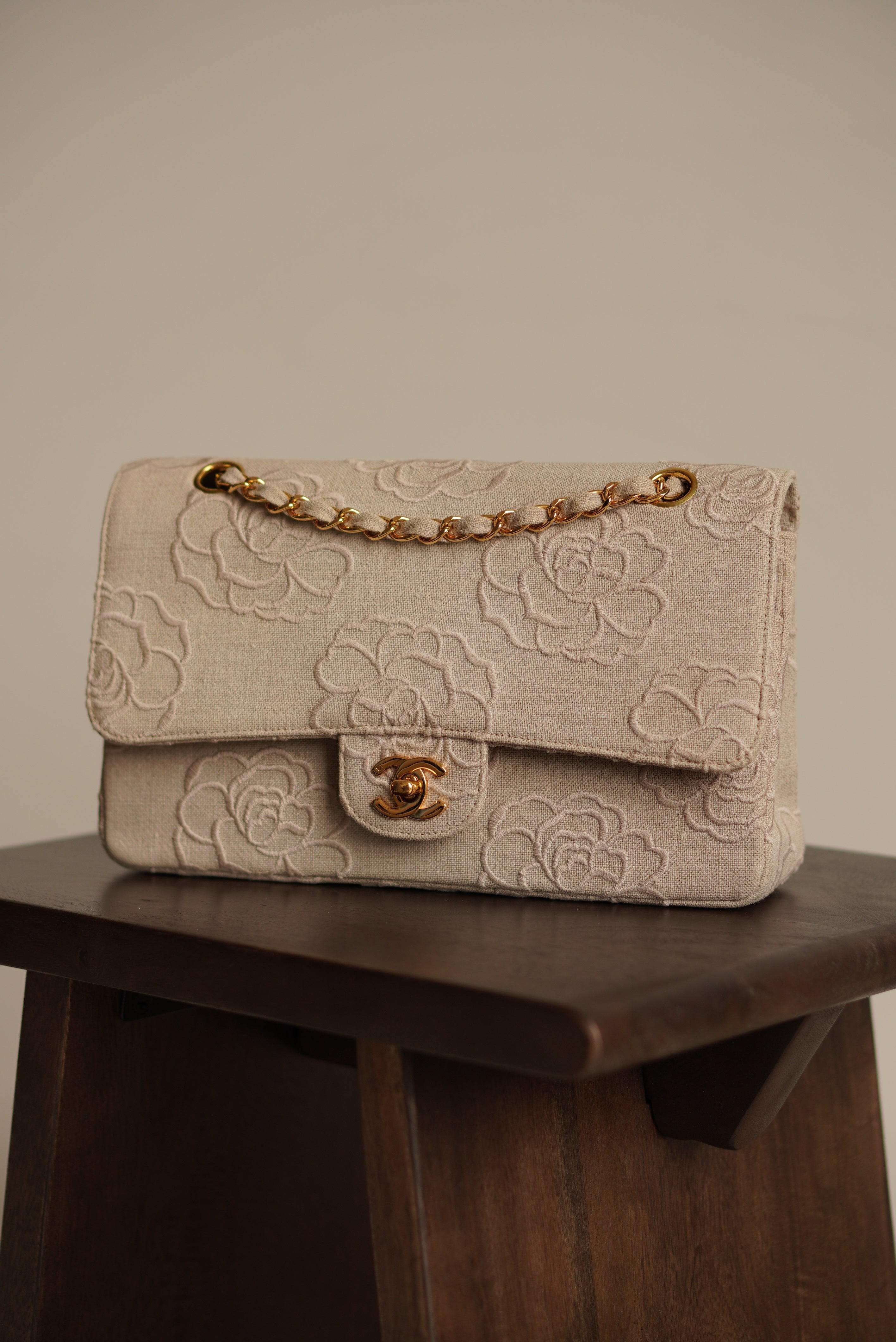 CHANEL CLASSIC CAMELLIA MEDIUM DOUBLE FLAP