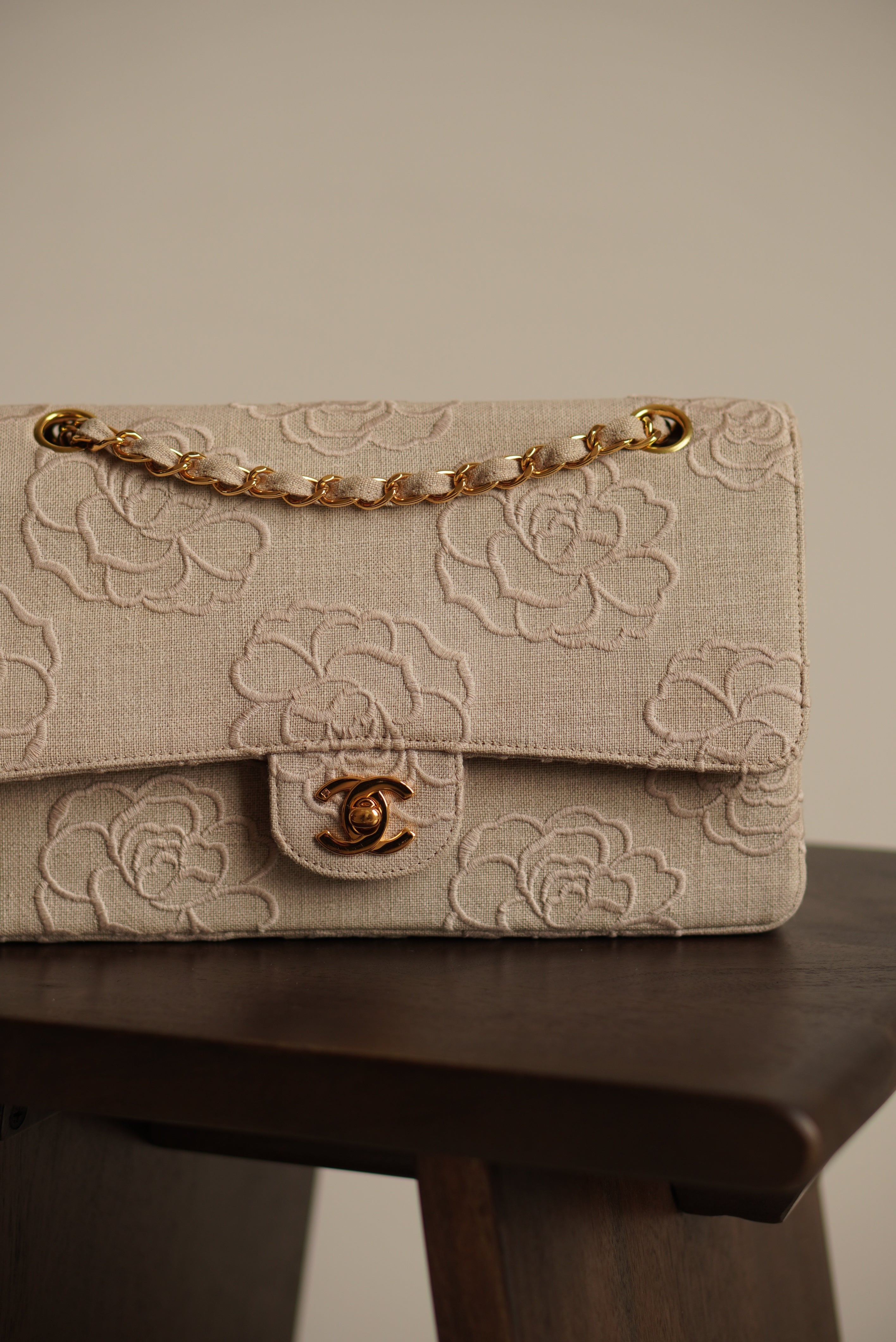CHANEL CLASSIC CAMELLIA MEDIUM DOUBLE FLAP