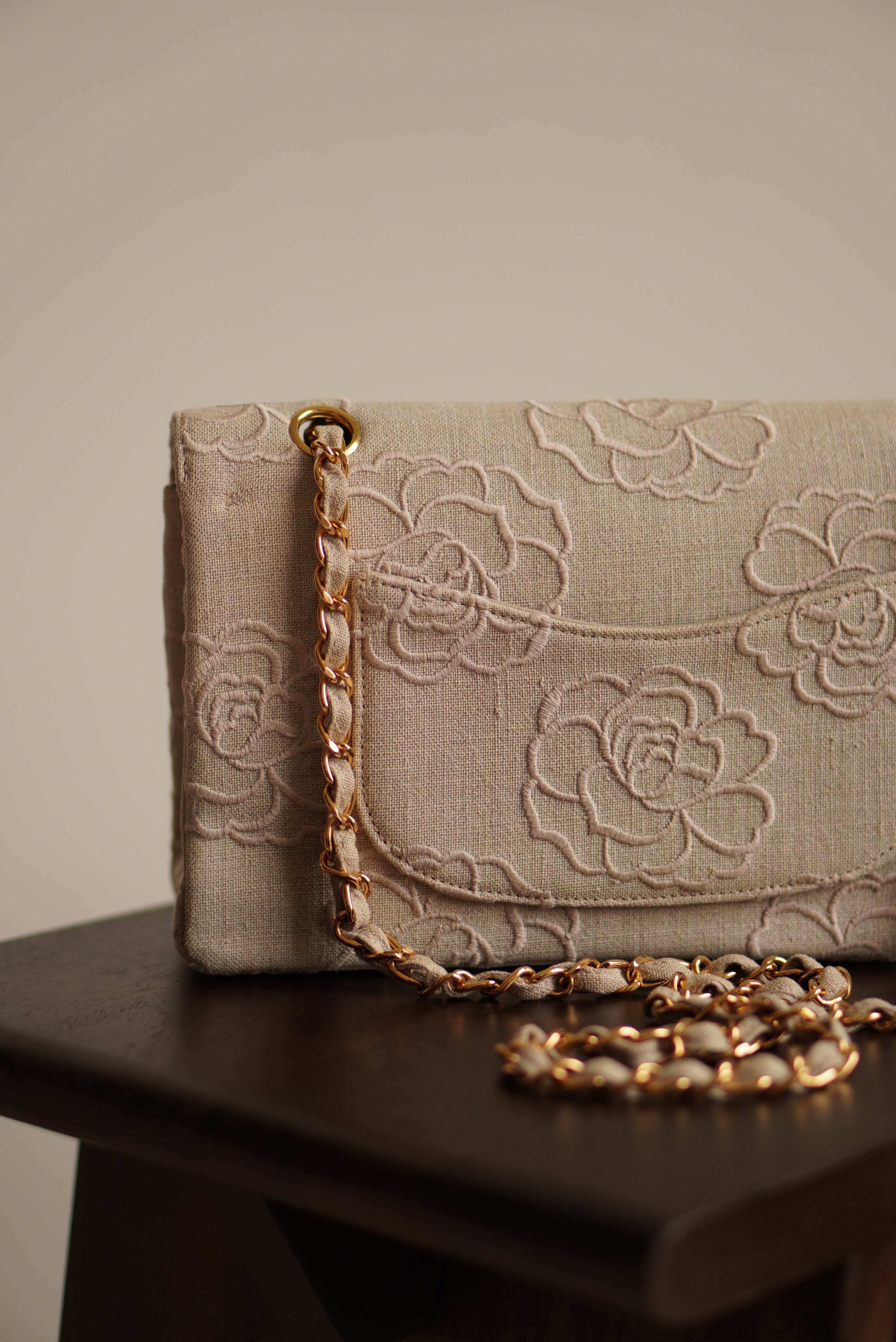 CHANEL CLASSIC CAMELLIA MEDIUM DOUBLE FLAP