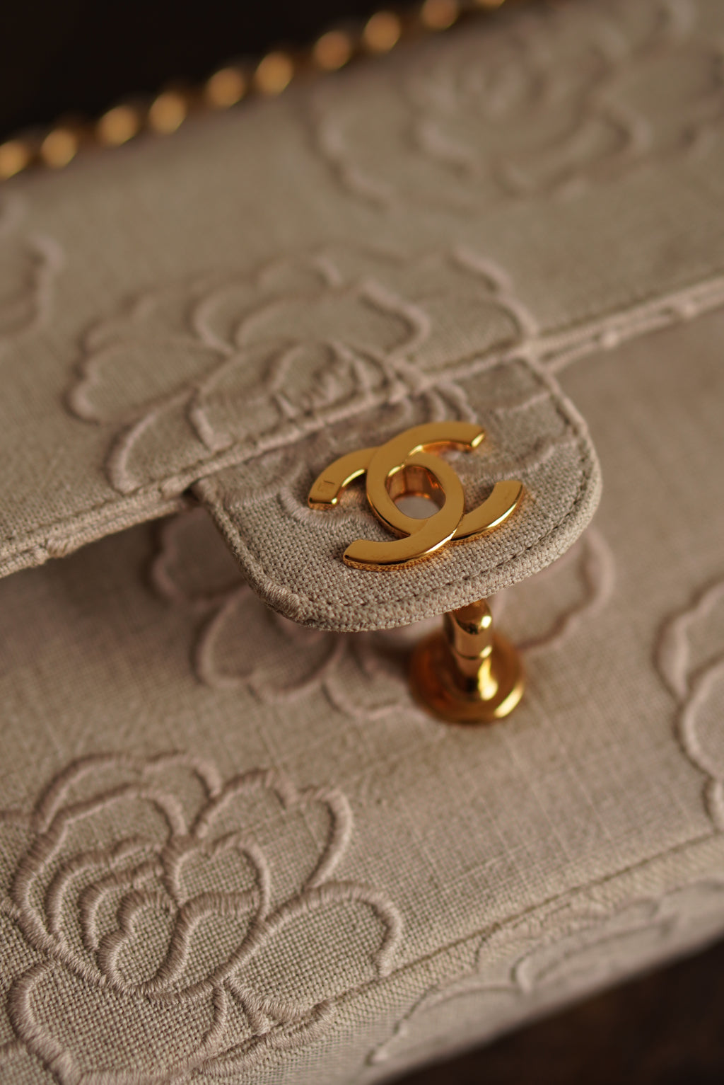 CHANEL CLASSIC CAMELLIA MEDIUM DOUBLE FLAP